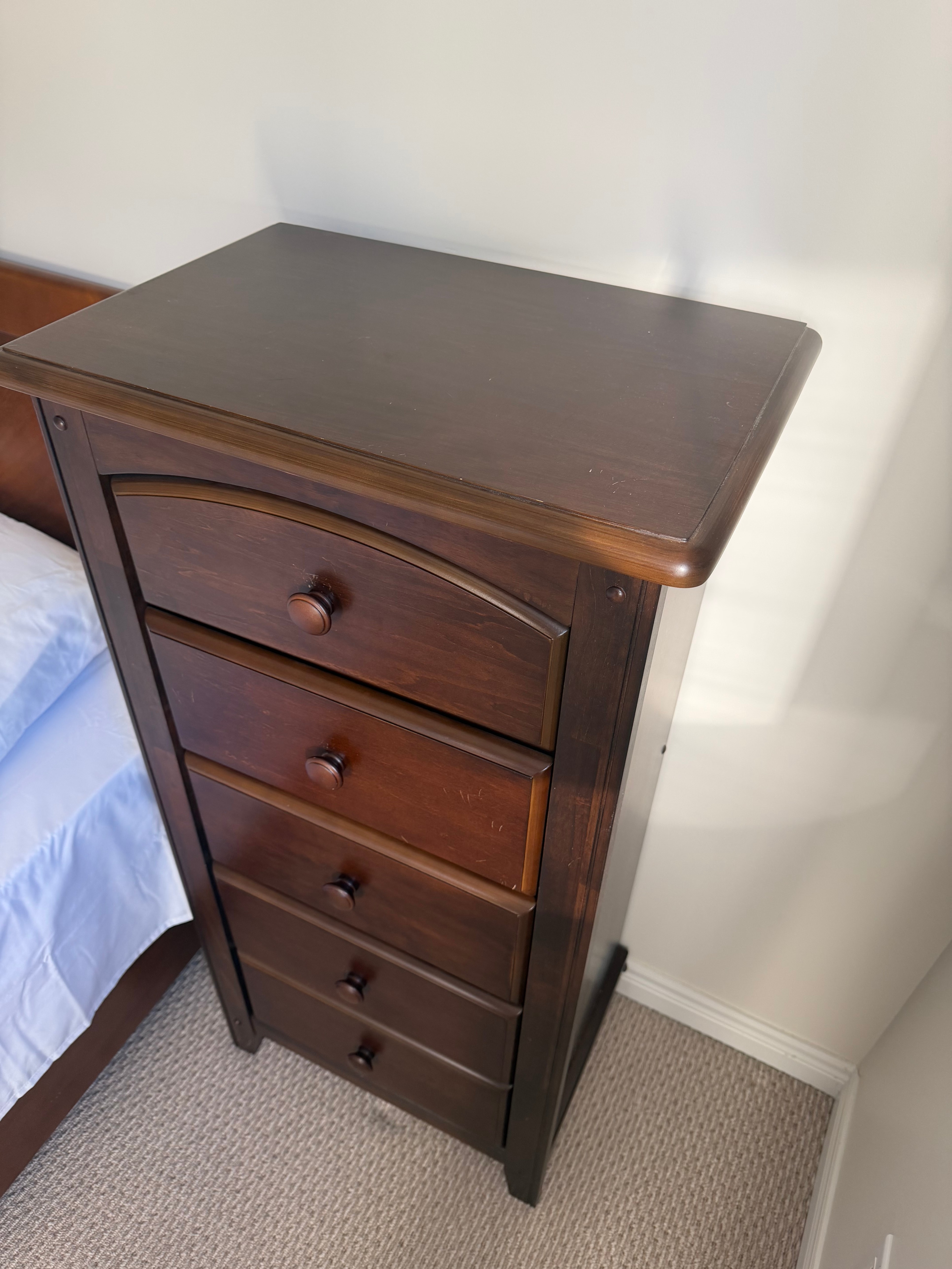 Solid Wood 5-Drawer Tall Dresser