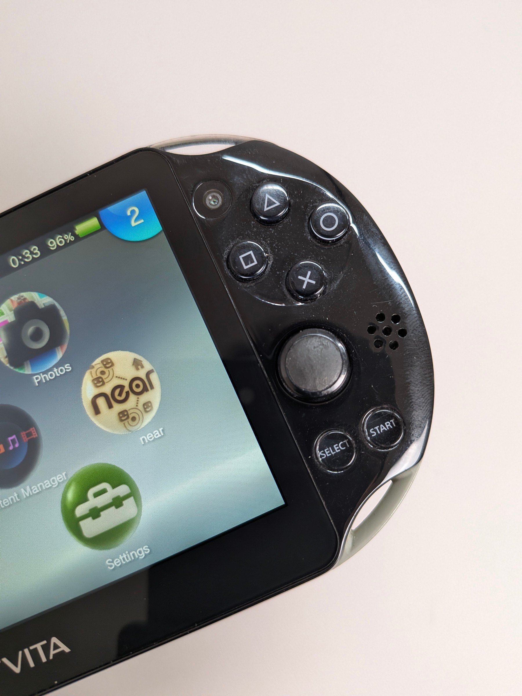 PS Vita 2000 Army Green, Charger + 64GB Card - photo 4