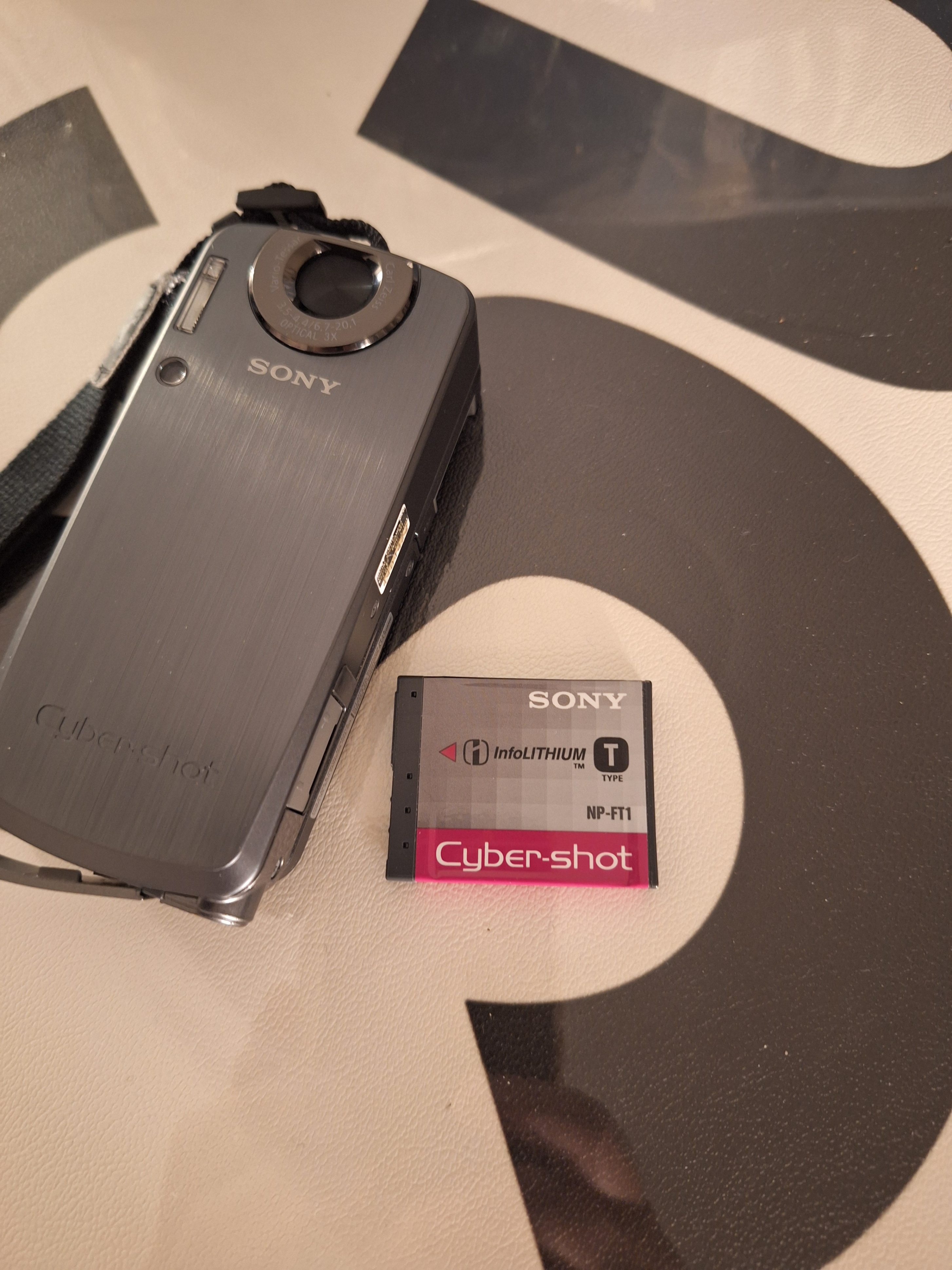 SONY infoLITHIUM Battery NP-FT1