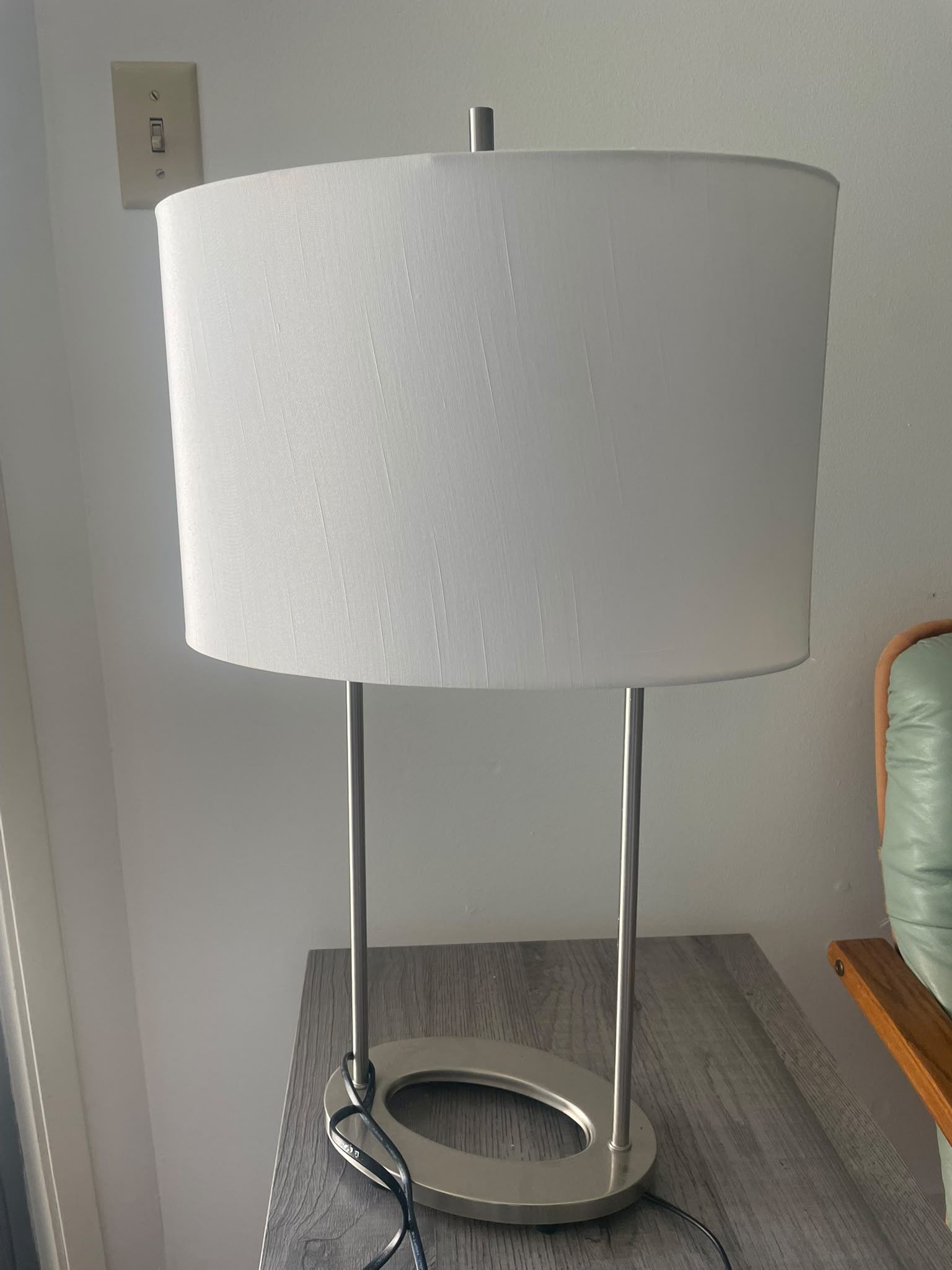 Pair of Modern Table Lamps with White Drum Shades - photo 3