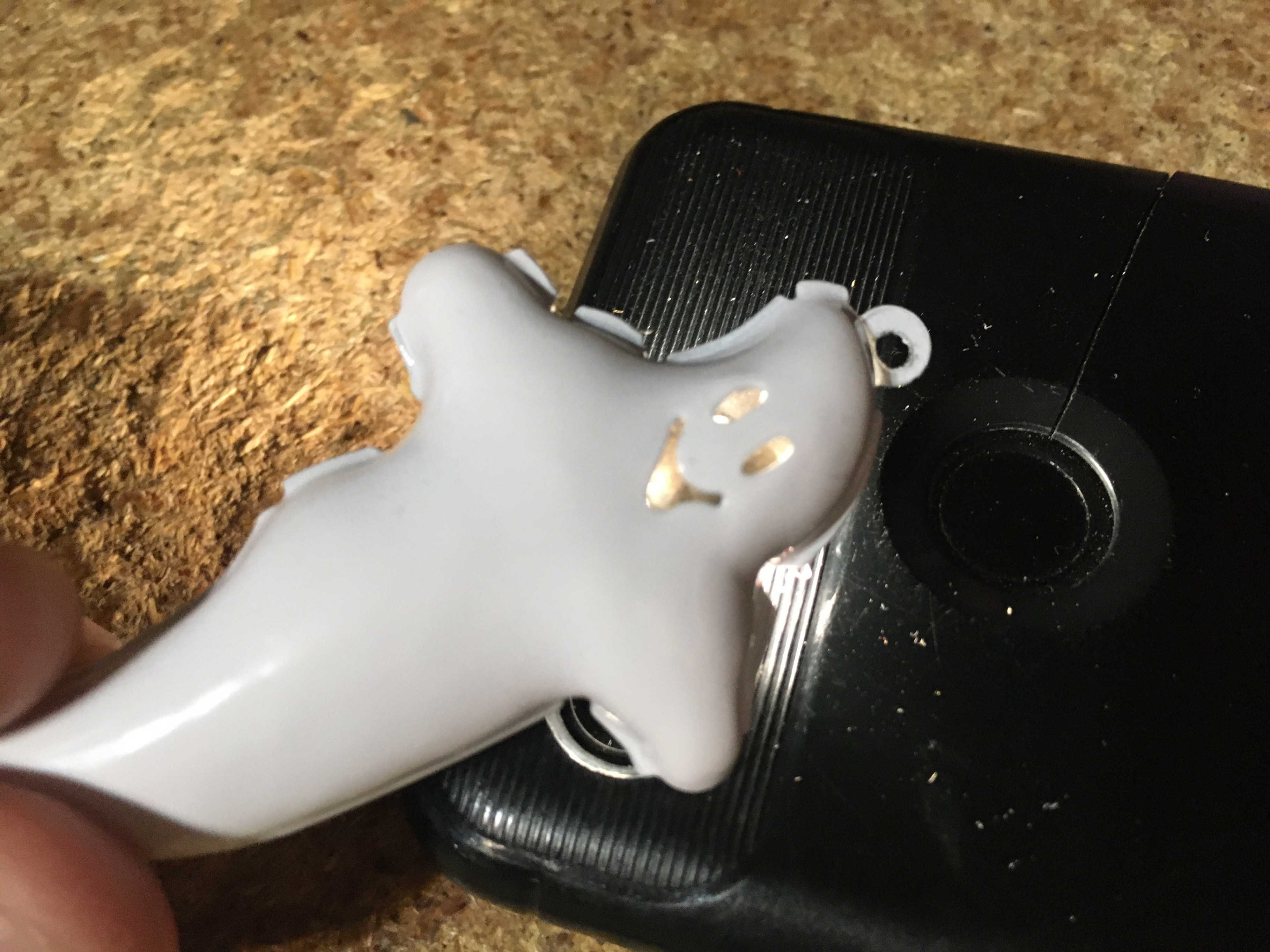 VINTAGE WHITE ENAMEL GHOST NECKLACE CHARM JINGLE HALLOWEEN 2.75" - photo 4