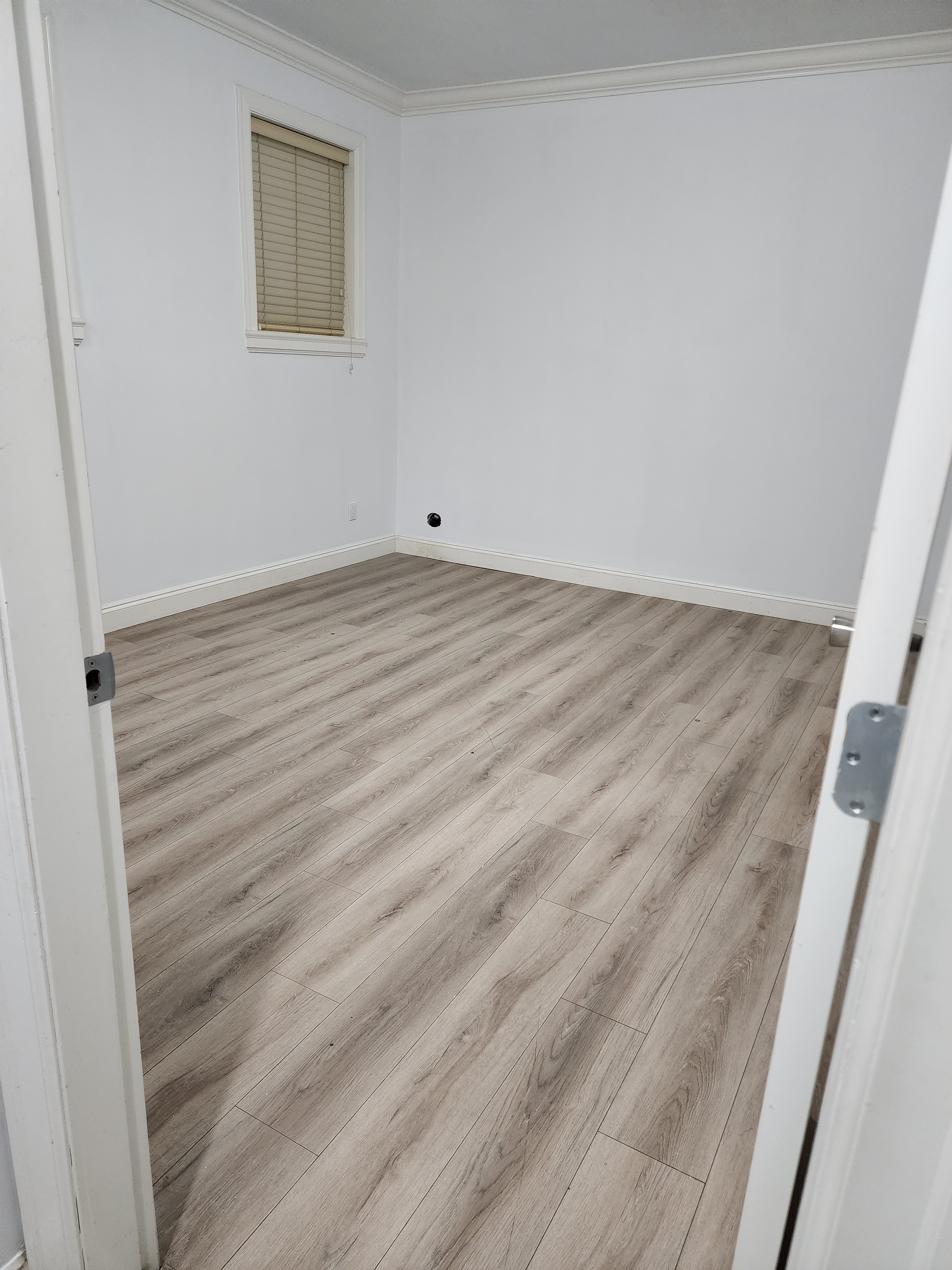 Private Room for Rent - photo 3