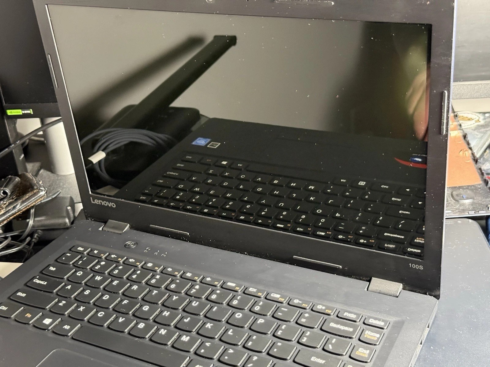 Lenovo ideapad 100s-14ibr Laptop - photo 2