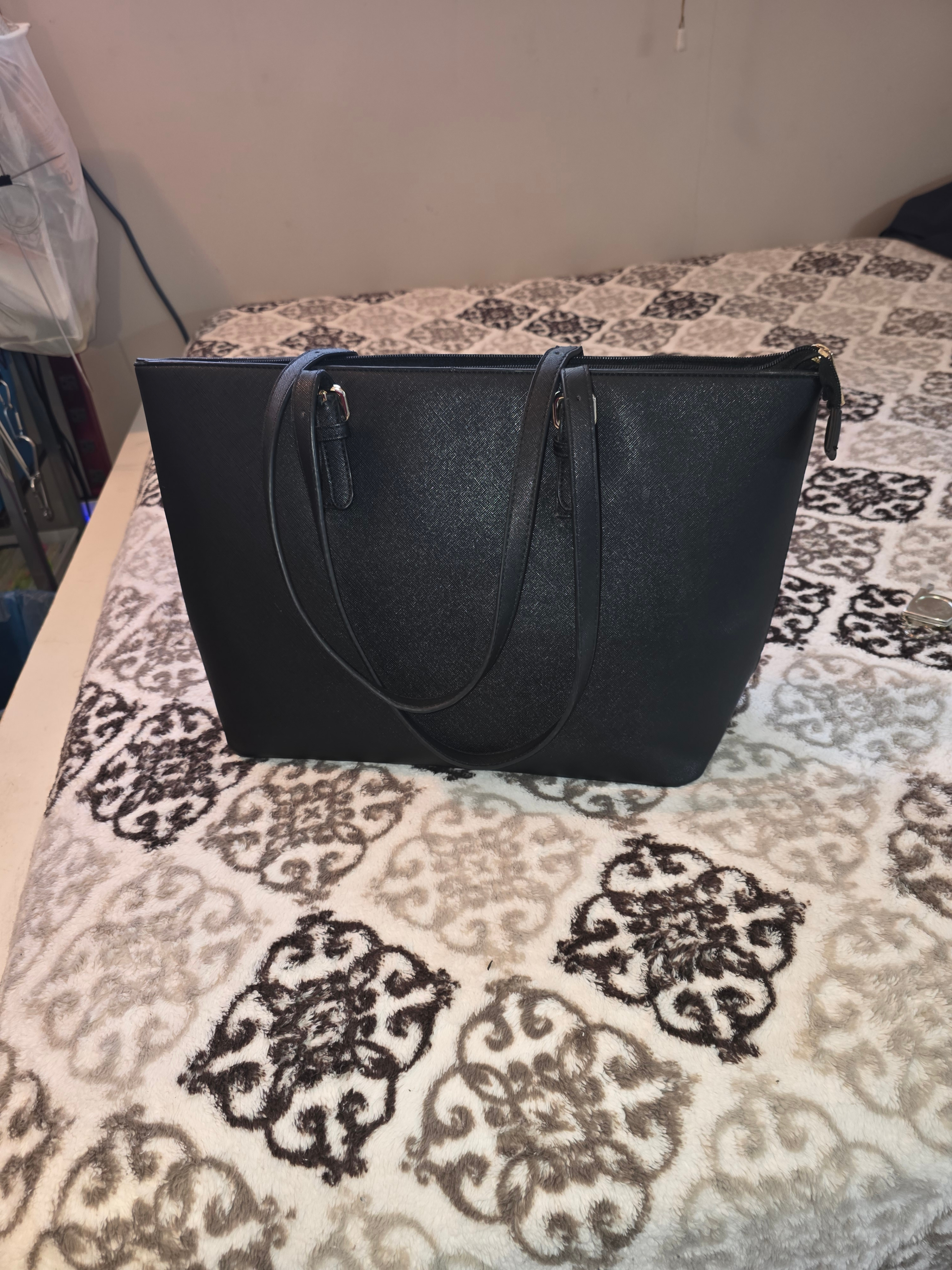 Black Faux Leather Tote Bag - photo 2
