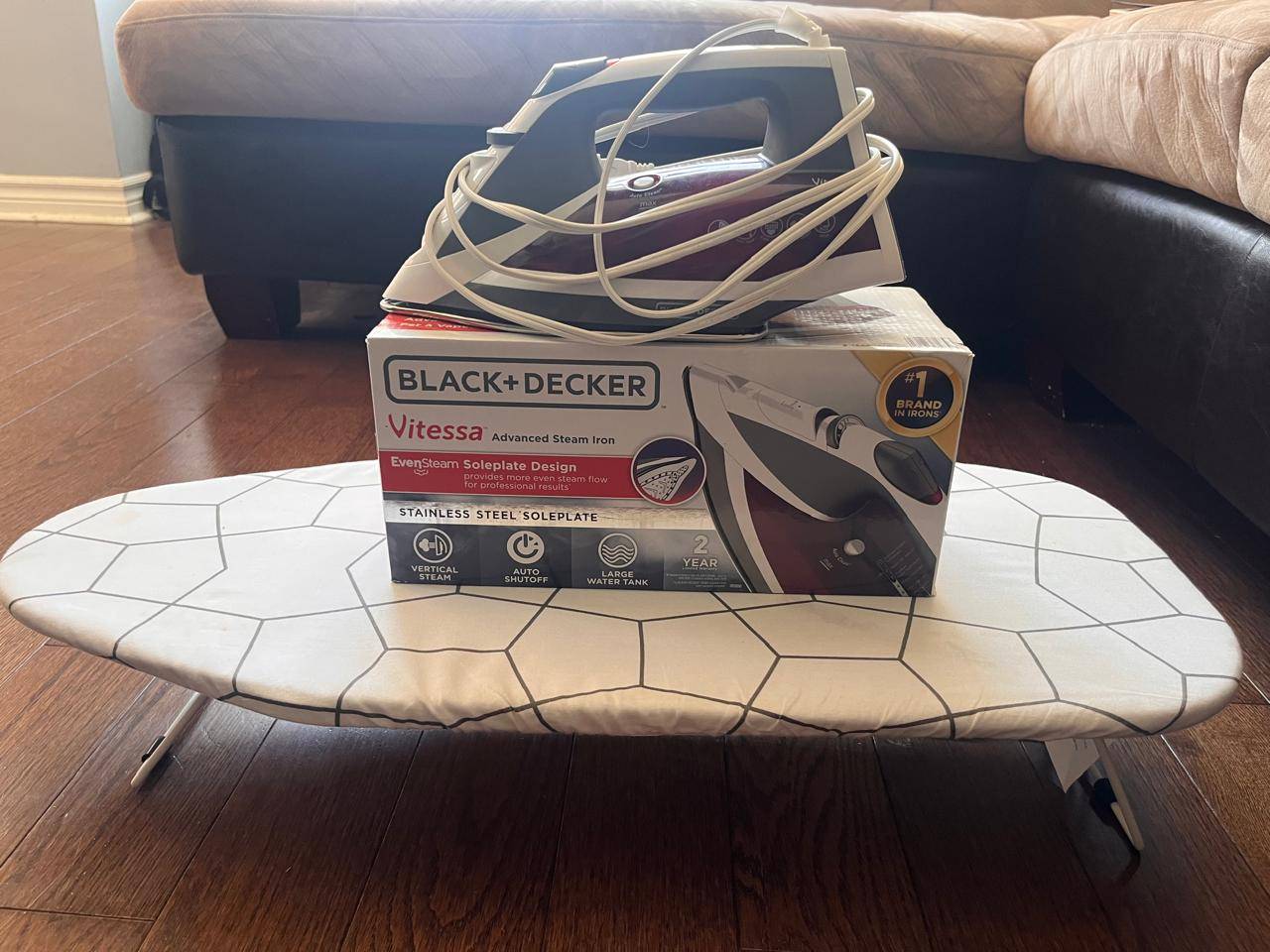 BLACK+DECKER Vitessa Steam Iron - Good Condition