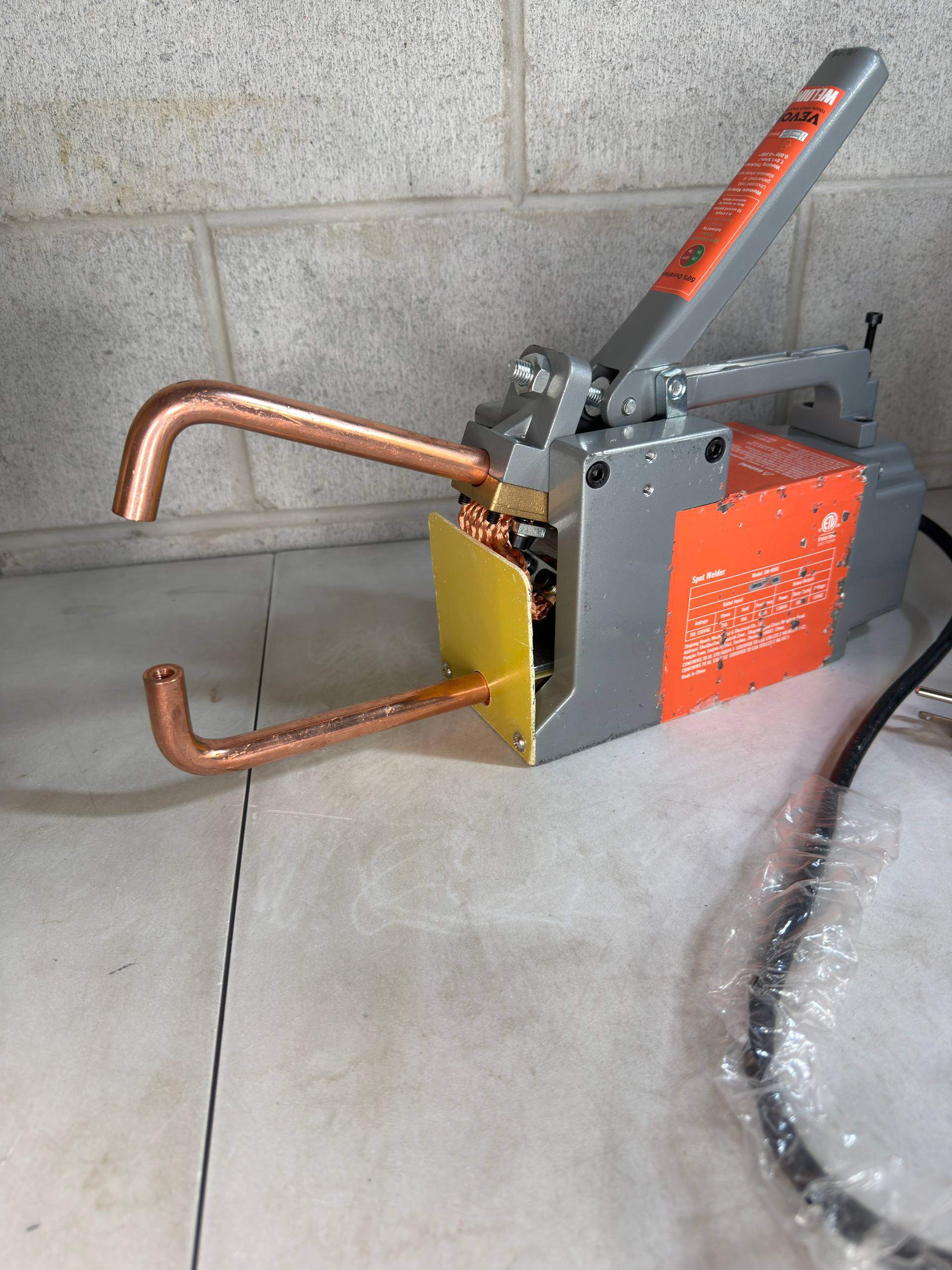 VEVOR Portable Spot Welder – 1.5KVA Handheld Spot Welding Machin - photo 5