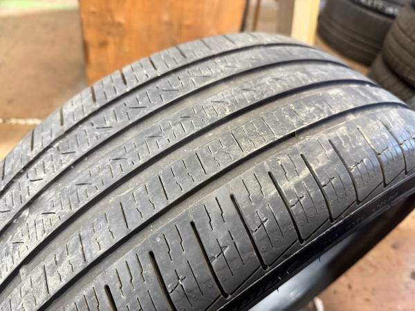 1 x single 225/40/19 Pirelli P7 Cinturato A/S RFT w 60% tread - photo 3
