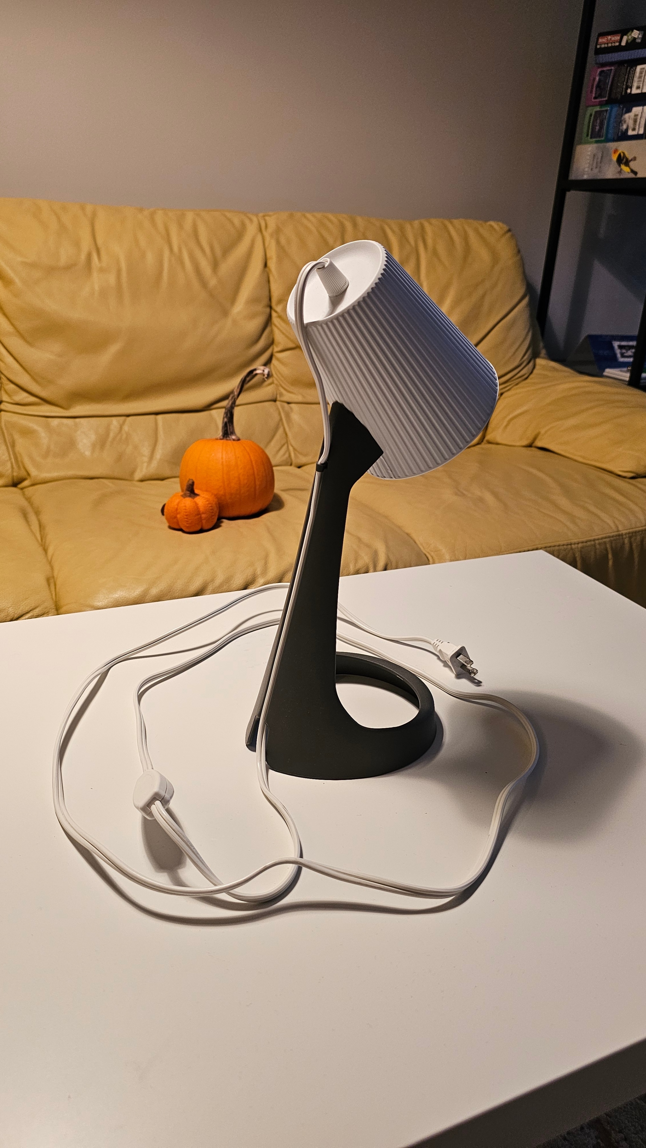 IKEA SVALLET Desk Lamp + 2 Light Bulbs - photo 3