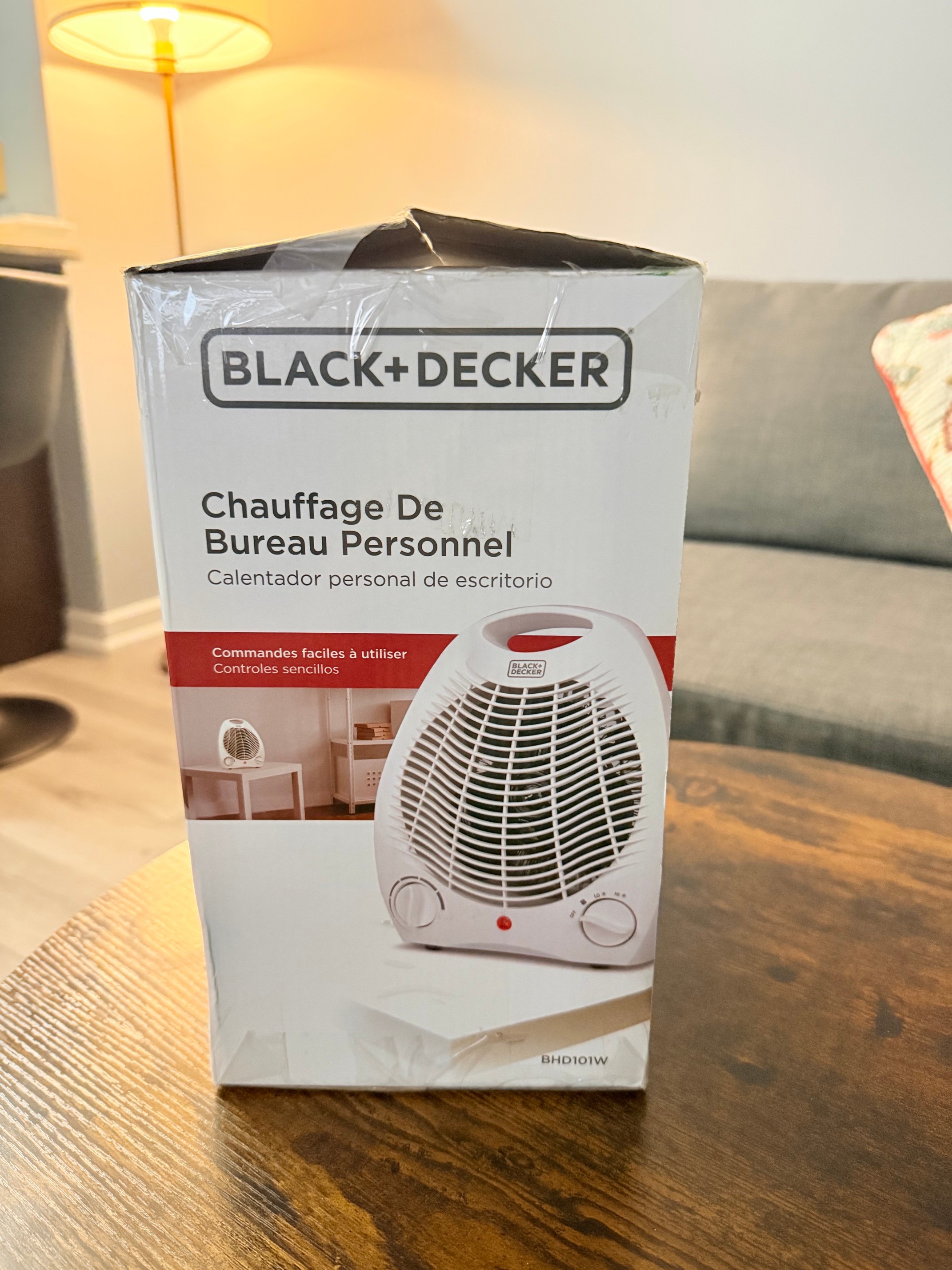 Black+Decker Desktop Heater BHD101W - photo 3