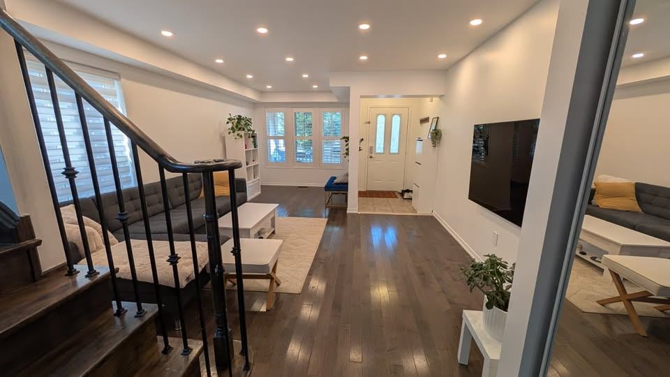3 Beds 3 Baths House For Rent - photo 3