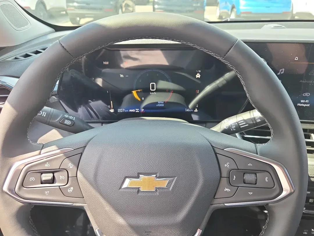 2026 Chevrolet Trailblazer LT - photo 2