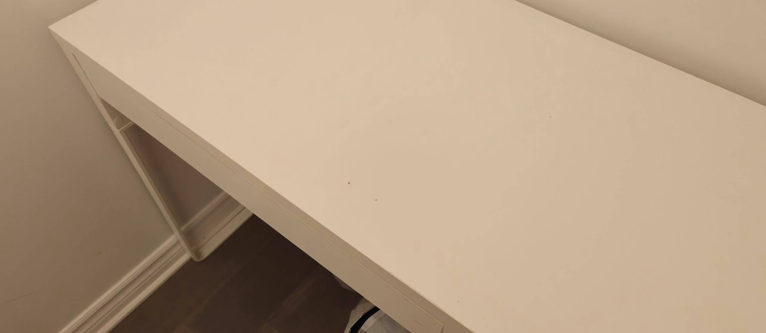 White IKEA MICKE Desk - photo 3