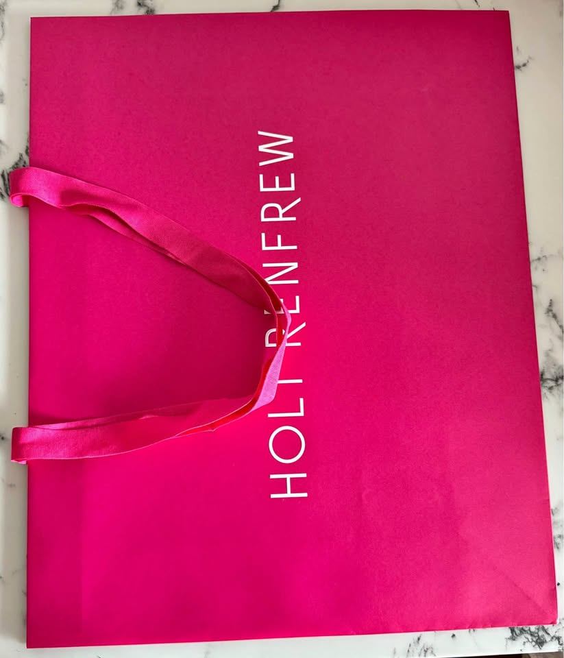 Holt Renfrew Gift Bags – Box of 50, 40x50x15 CM (New)