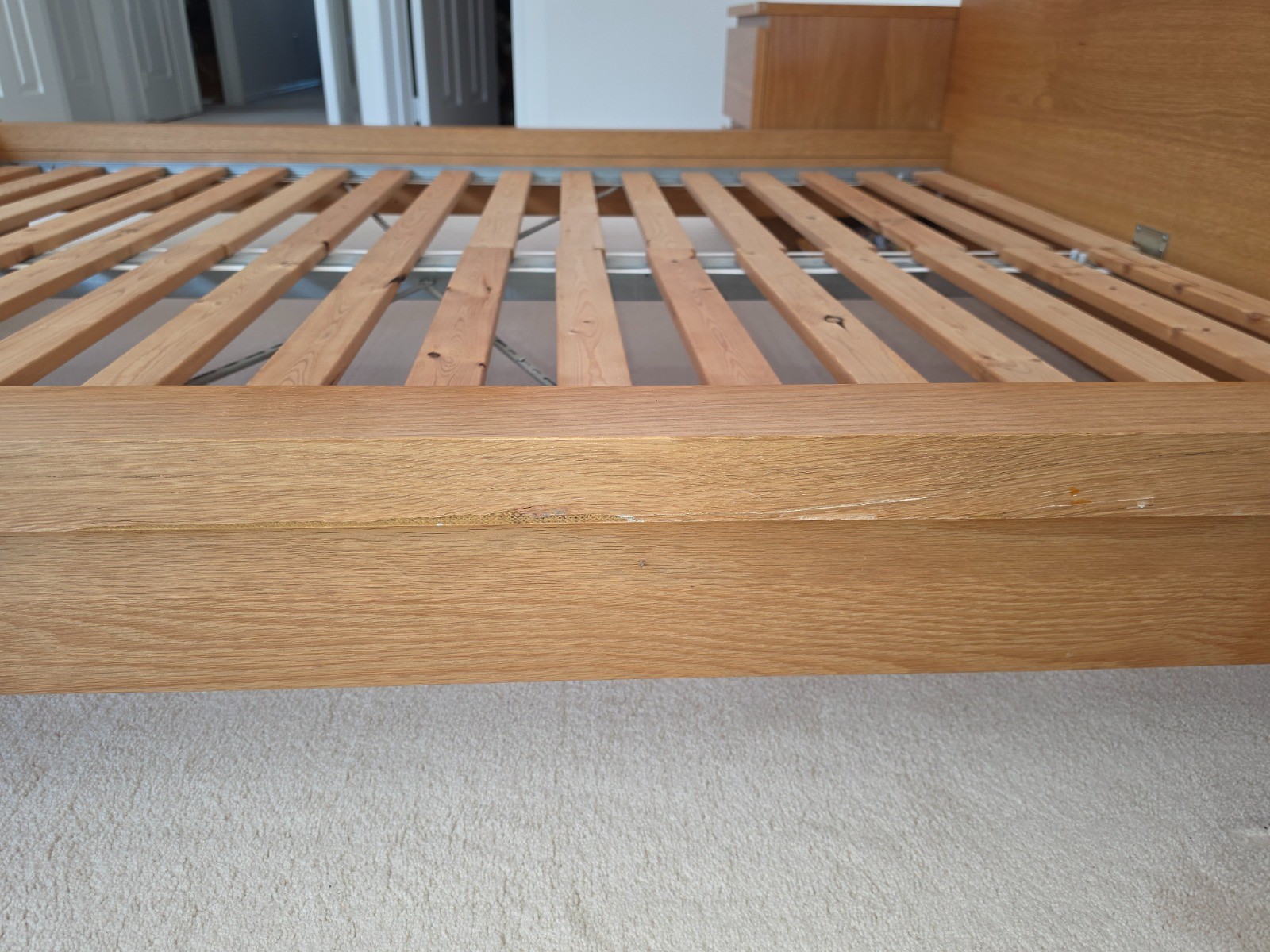 IKEA MALM Bed frame *QUEEN SIZE - photo 2