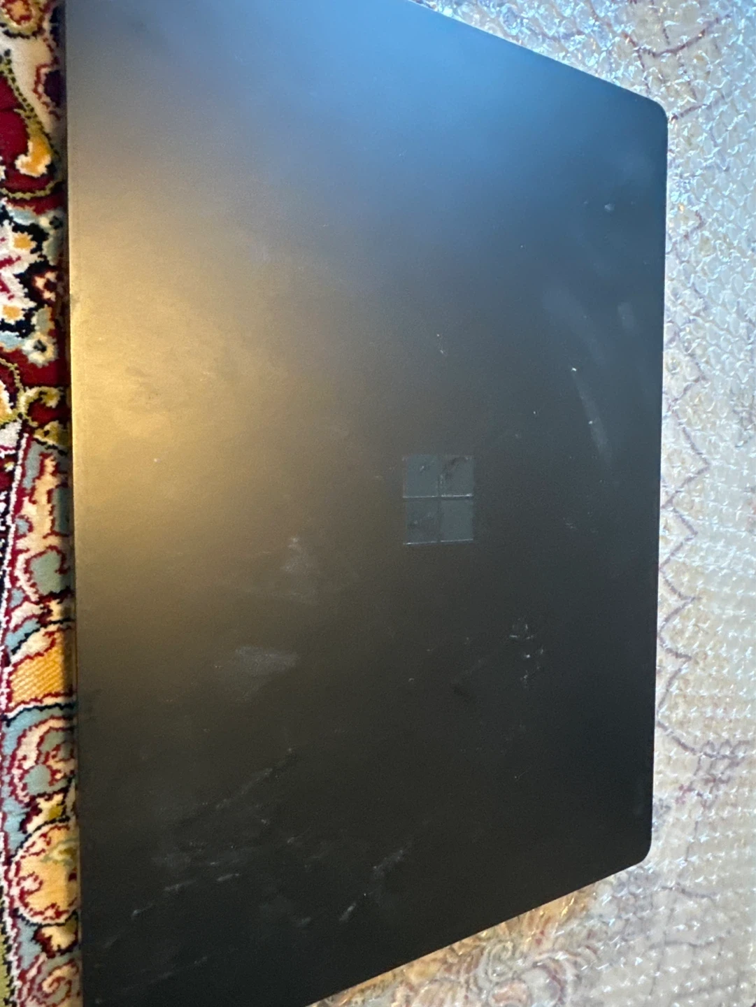 It could just use the parts of Microsoft Surface Laptop - photo 3