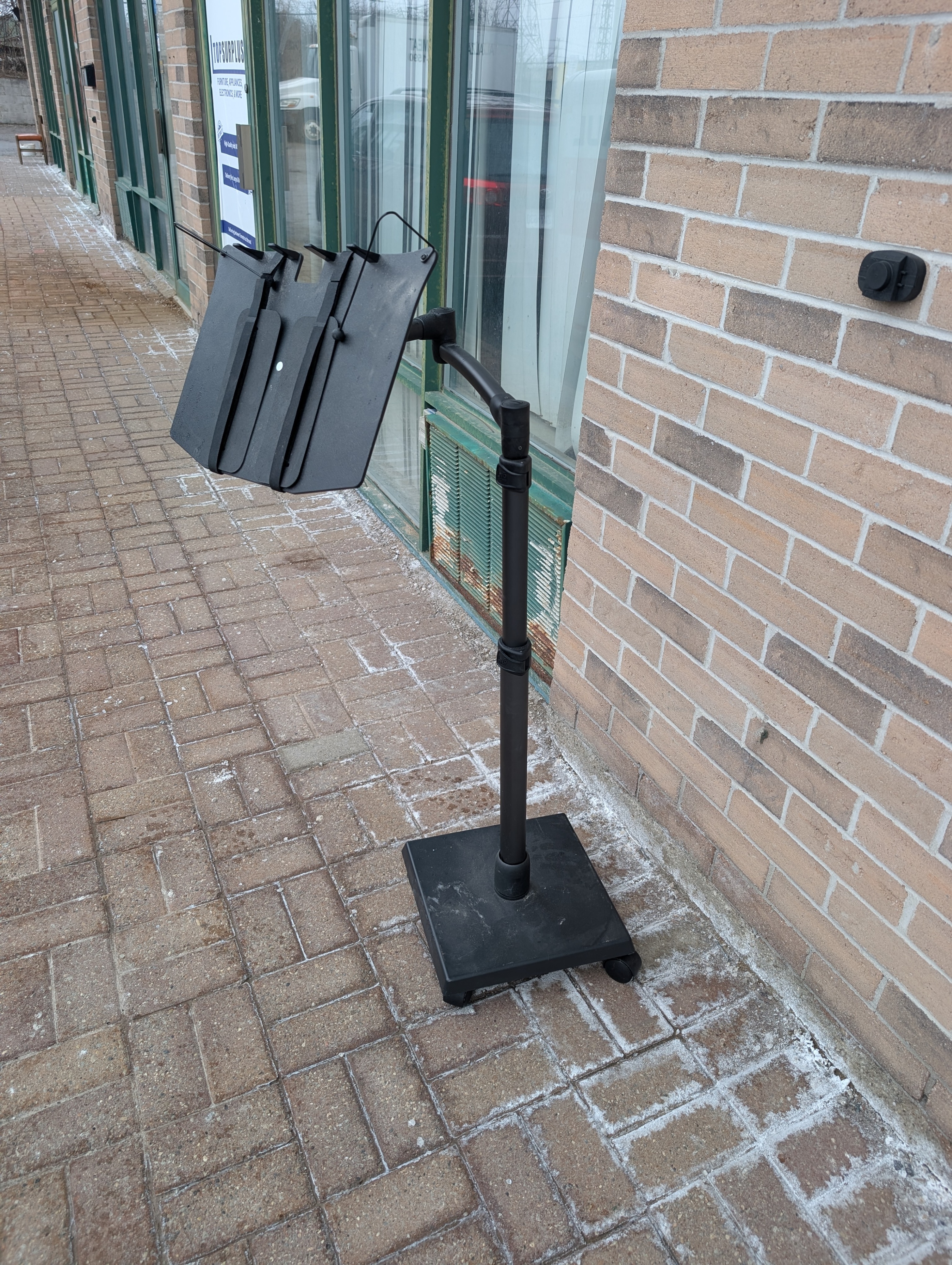 Adjustable Rolling Music Stand - photo 3