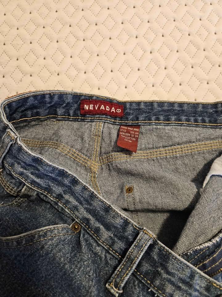 Women's Nevada Jeans Size 32 - photo 2