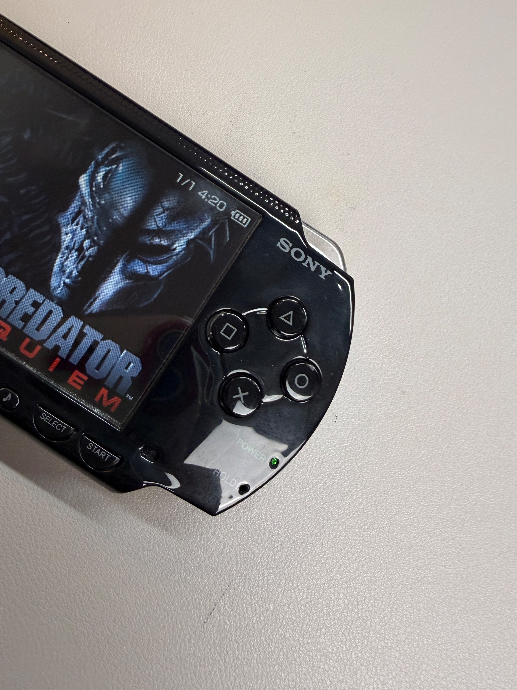 Sony PSP 1000 Handheld Game Console — Black, Like New - photo 2