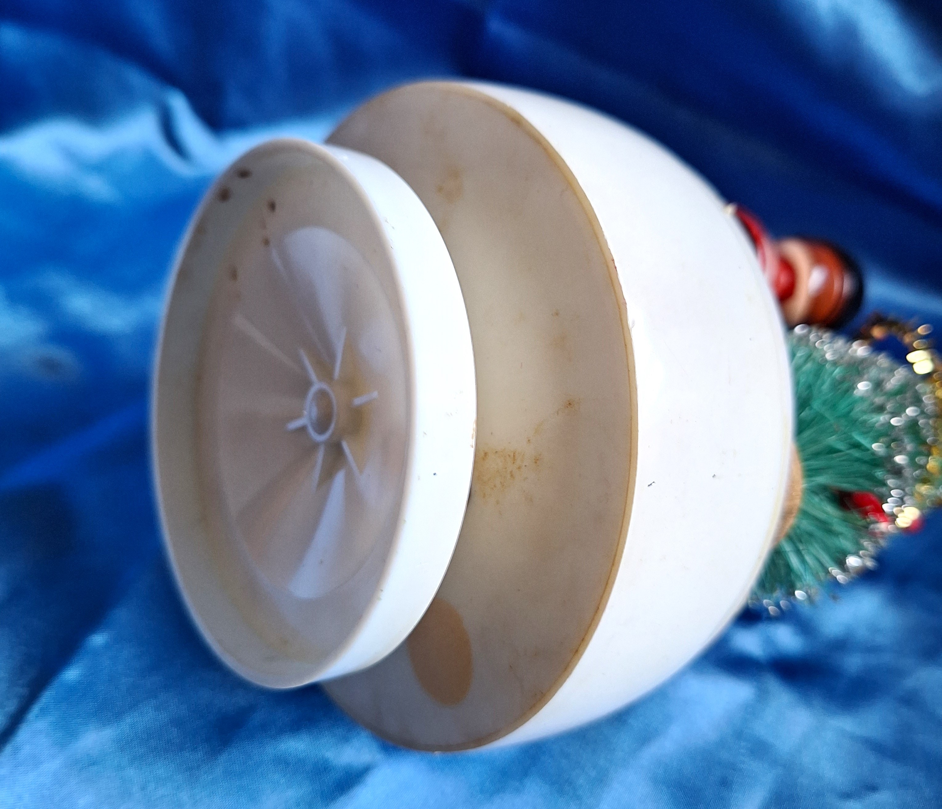 Vtg Bugle & Drummer Box Spinning Music Box Plays "Jingle Bells" - photo 4
