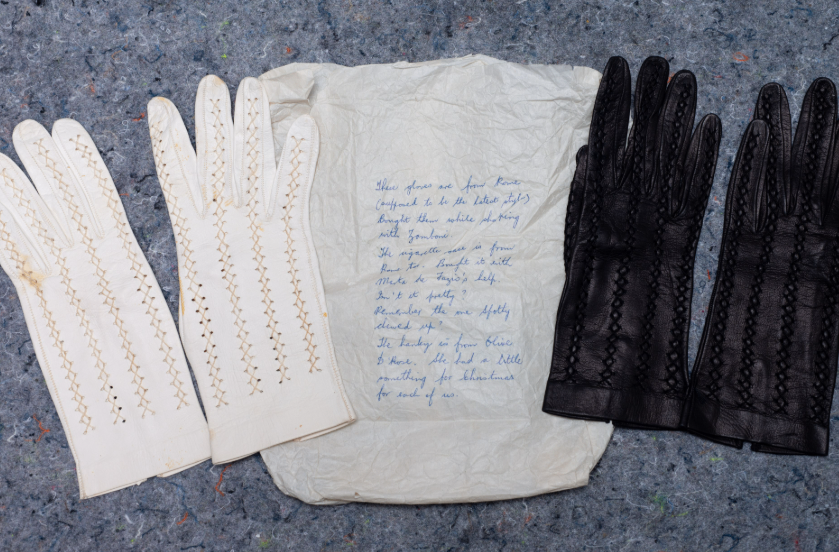 Vintage 1950s/60s Italian Leather Gloves and Note (Size 7)
