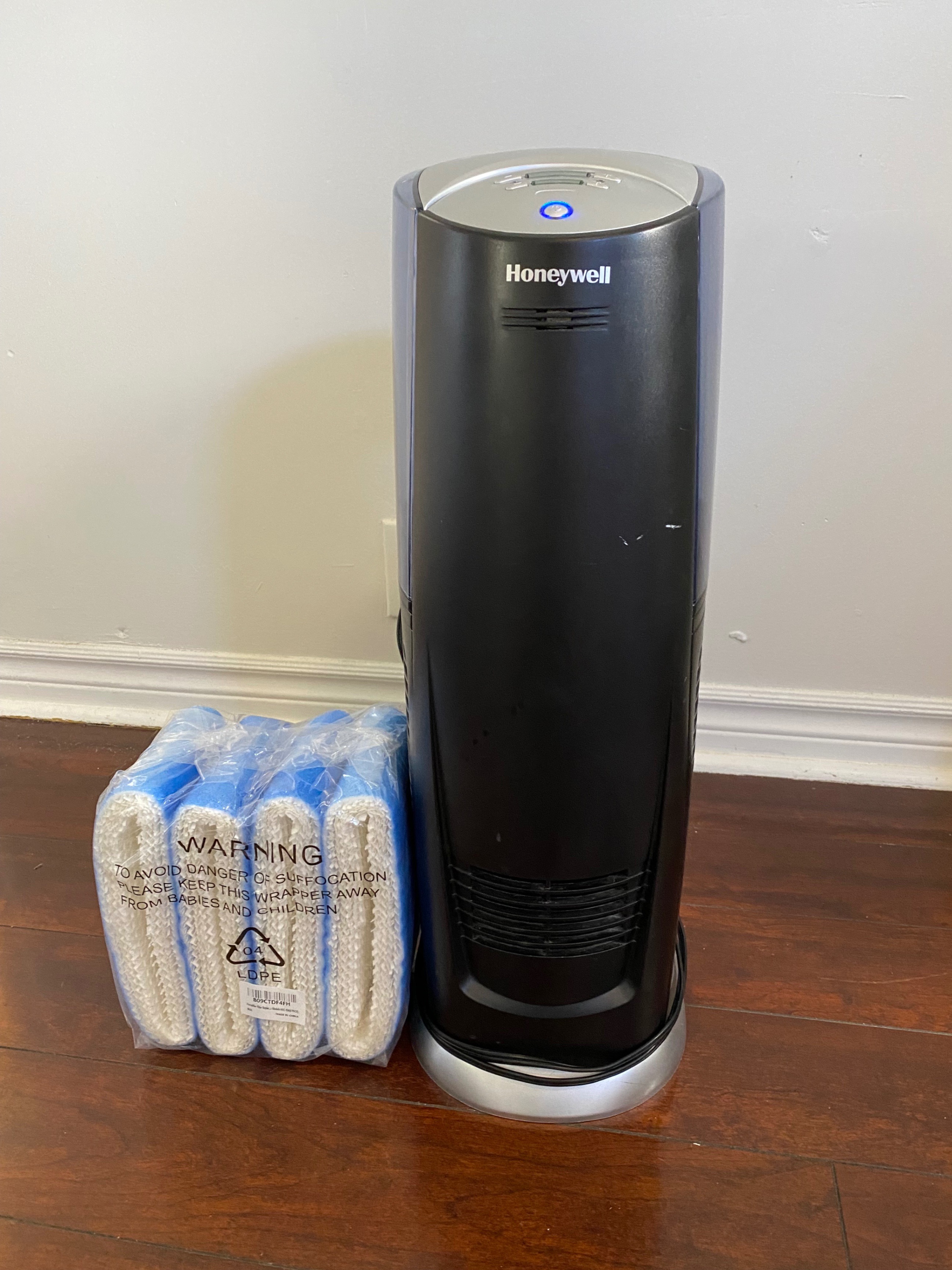 With filter - Honeywell Moisture UV Tower Humidifier, HCM-315T