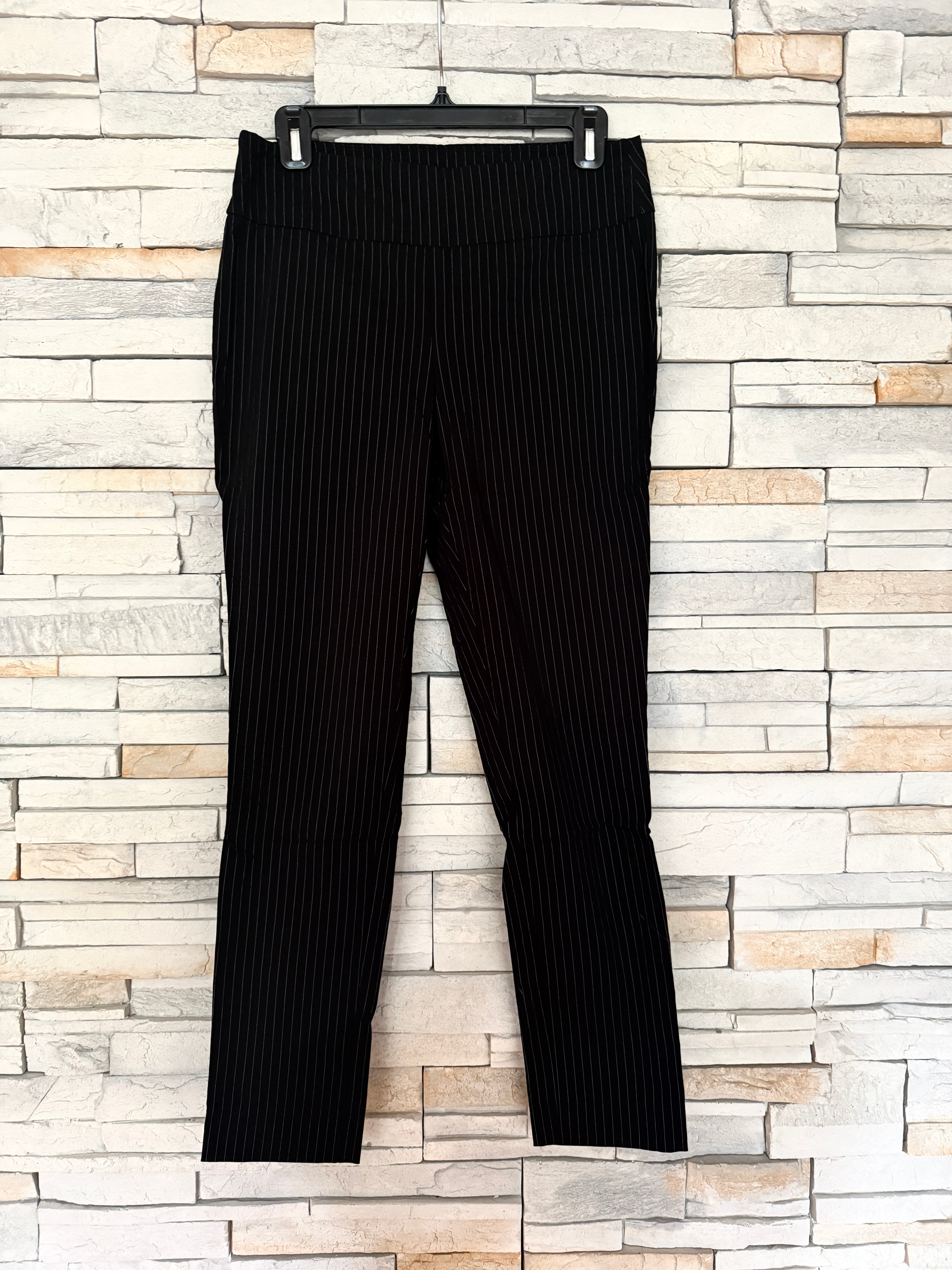 Le Chateau Black Pinstripe Pull On Stretch Pants 6 NWOT