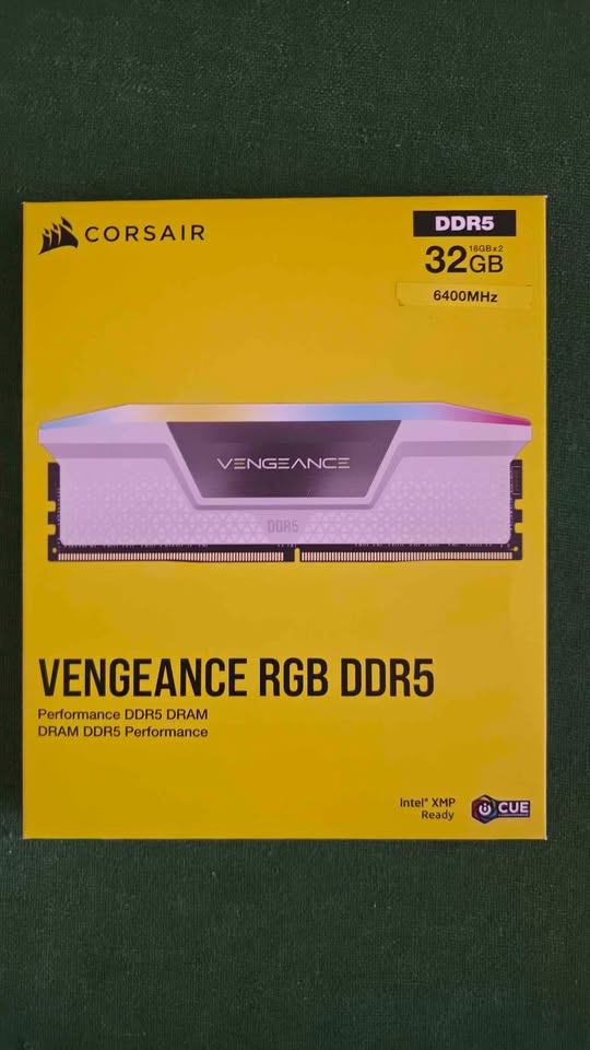 Corsair Vengeance RGB DDR5 32GB (2x16GB) 6400MHz CL36 – White