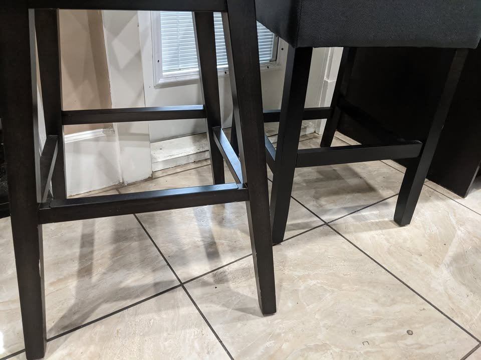2 dinner chairs. $10 each - photo 4