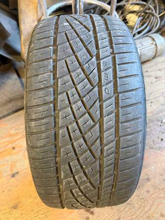 1 X single 235/35/19 Continental extreme contact DWS06 with 60%