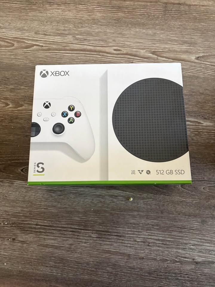 Xbox Series S - photo 2