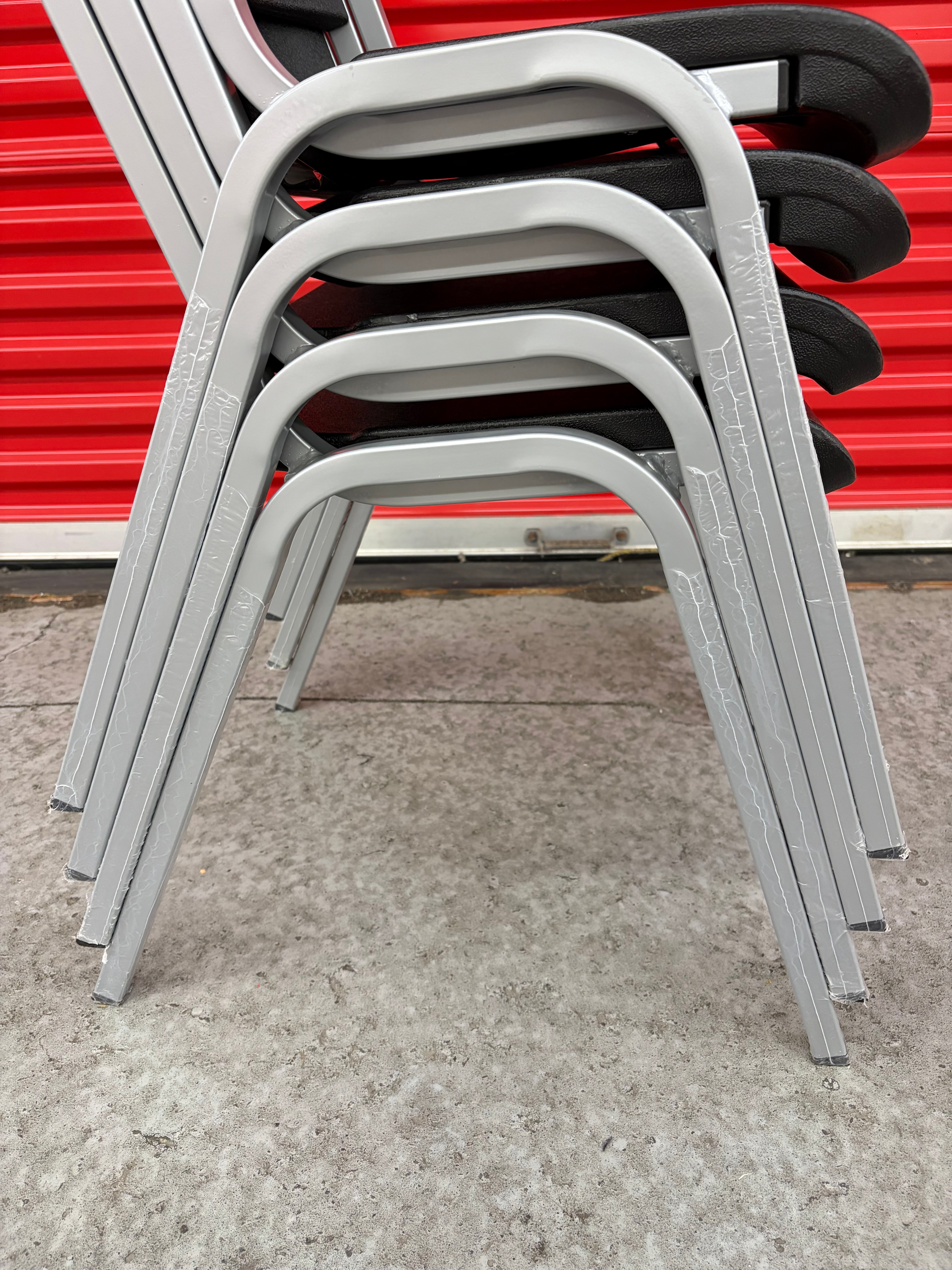 Brand New!!! Stack chairs. Set of 4 - photo 5