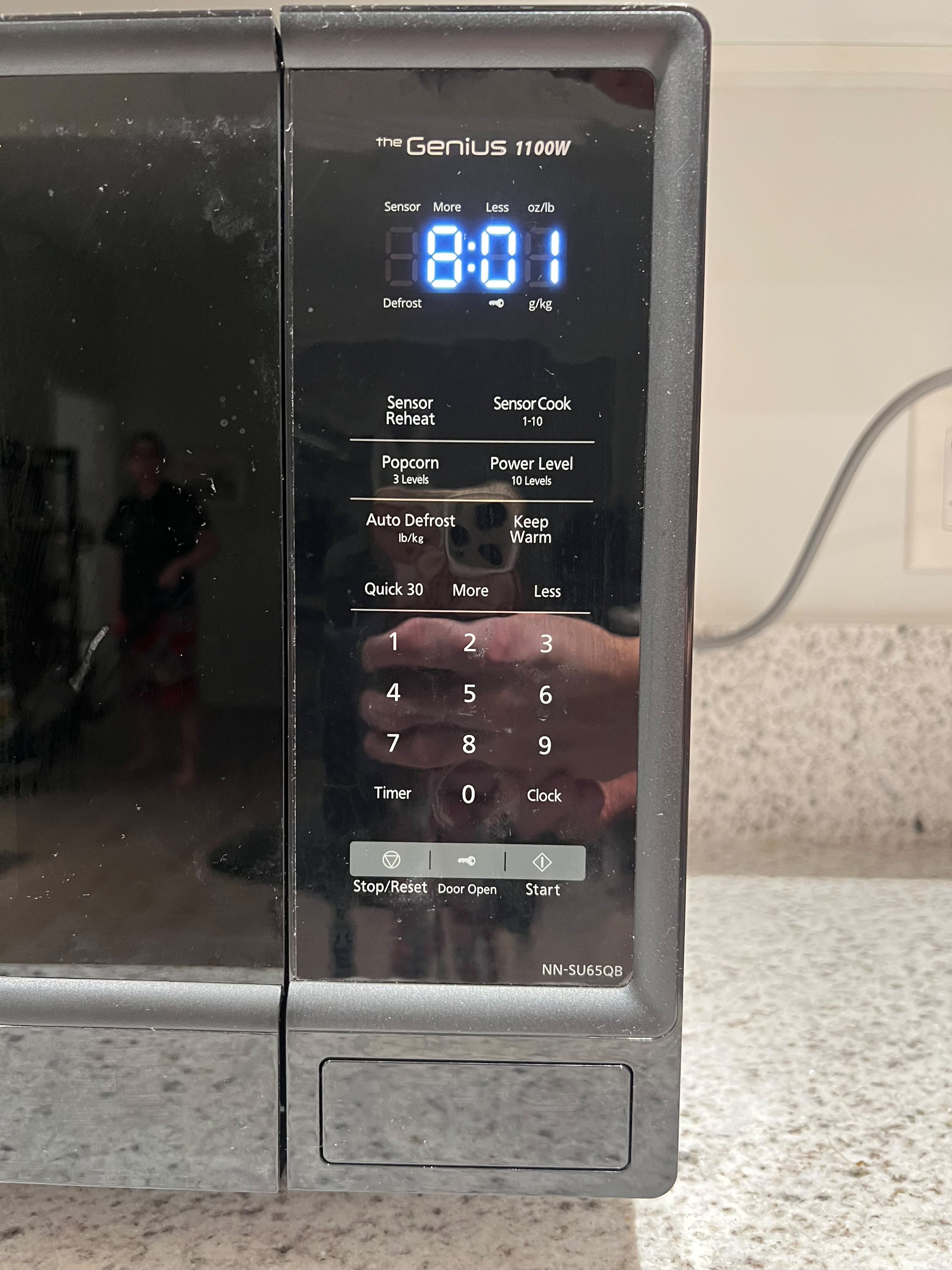 Panasonic NN-SU65QB 1100W Microwave - photo 4