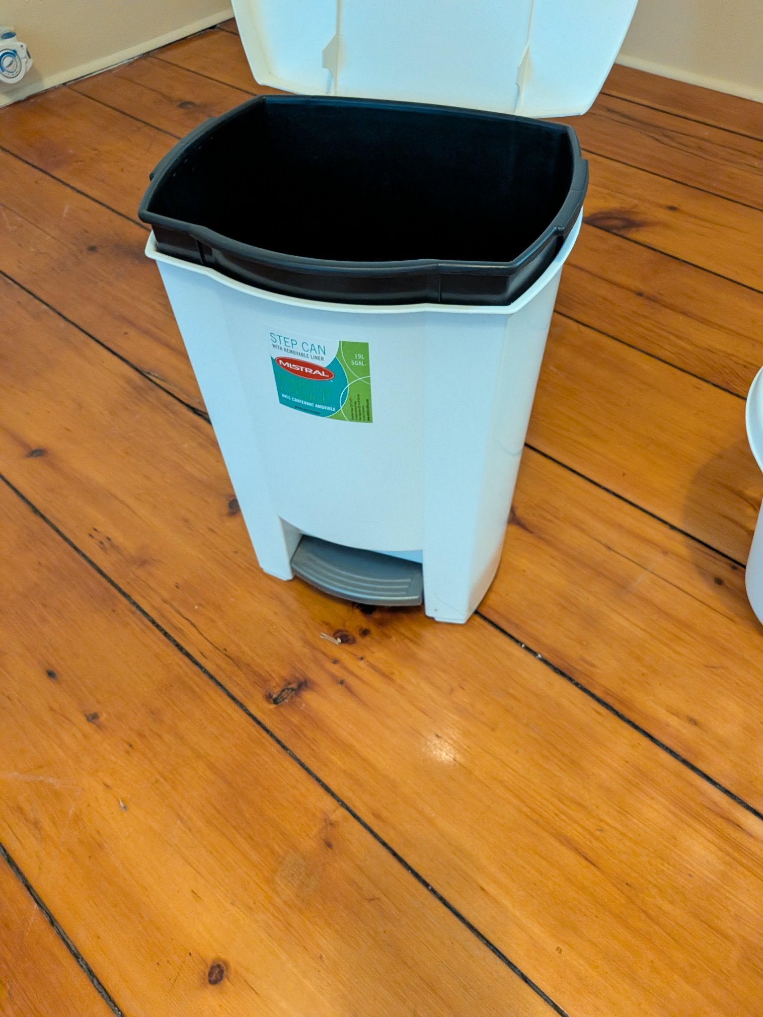 White Laundry Basket, Step Can, and Black Mesh Wastebasket Set - photo 5
