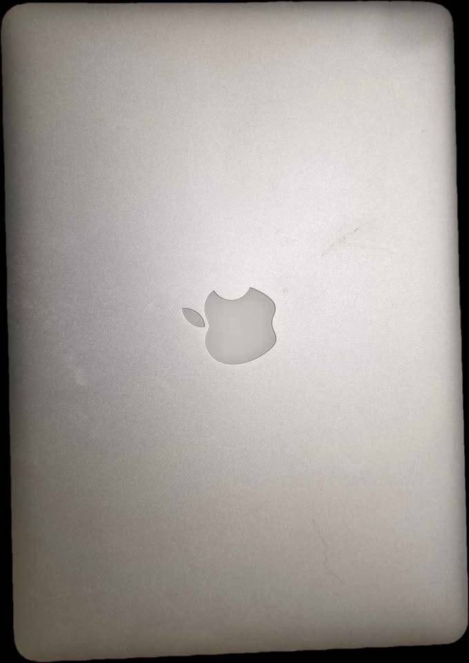 Apple MacBook Air 13 (Early 2015) Core i7 8GB RAM - photo 2