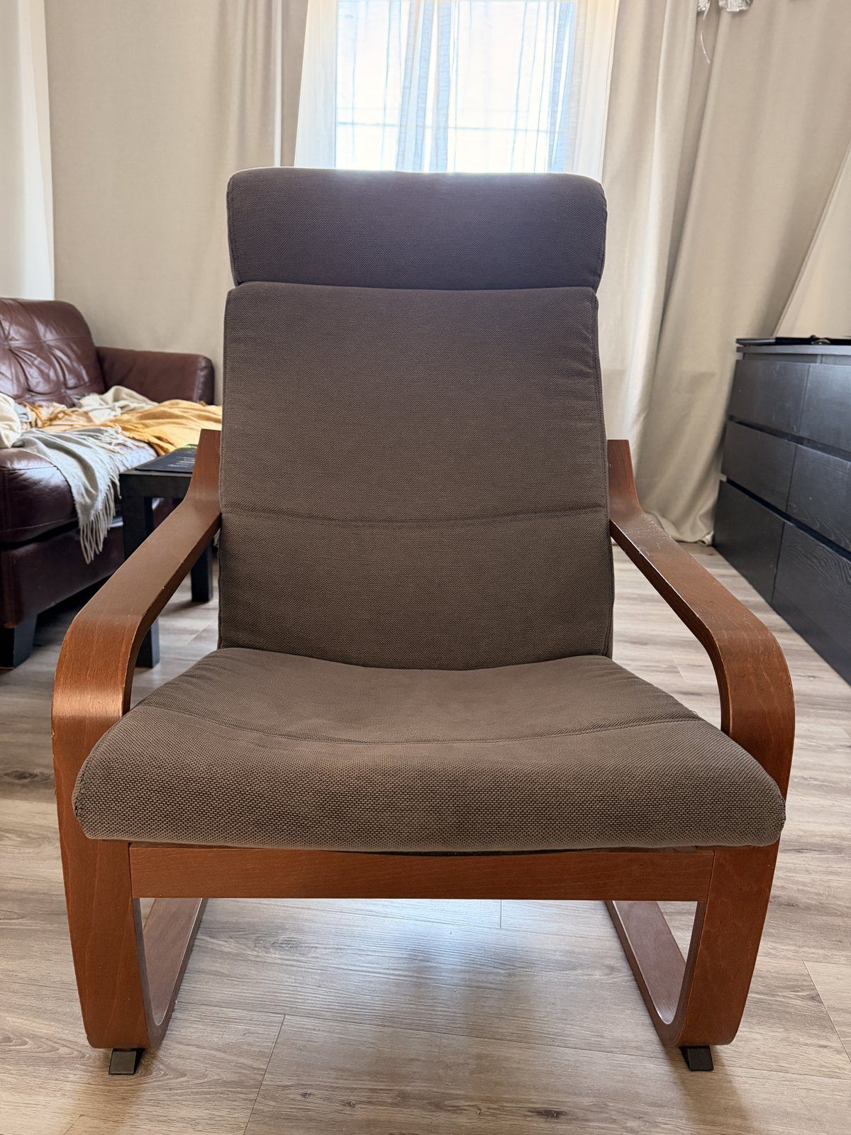 IKEA POÄNG Armchair – Brown Bentwood Frame, Dark Grey Cushion