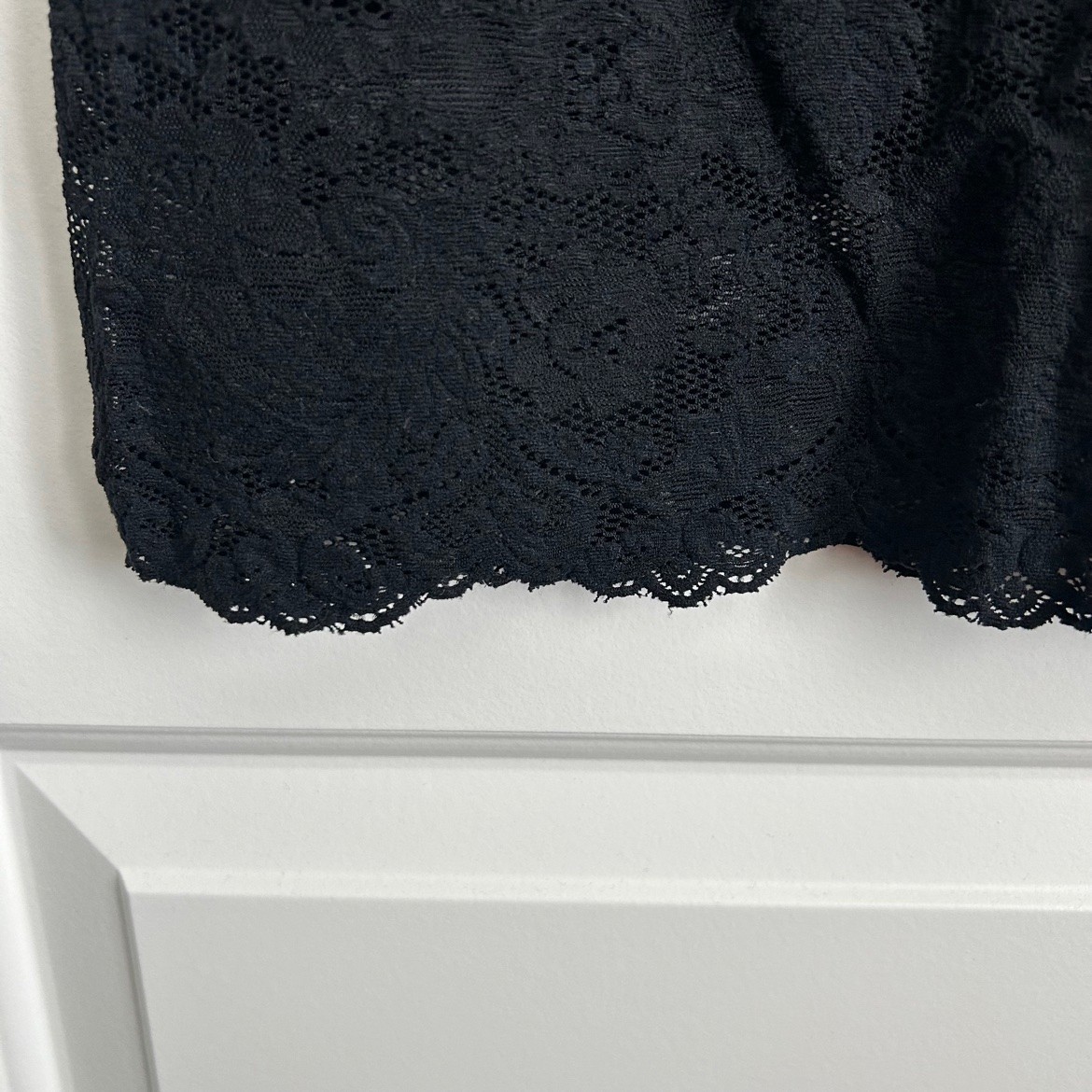 Wilfred Black Lace Racerback Tank – Size XS, Used Like New - photo 5