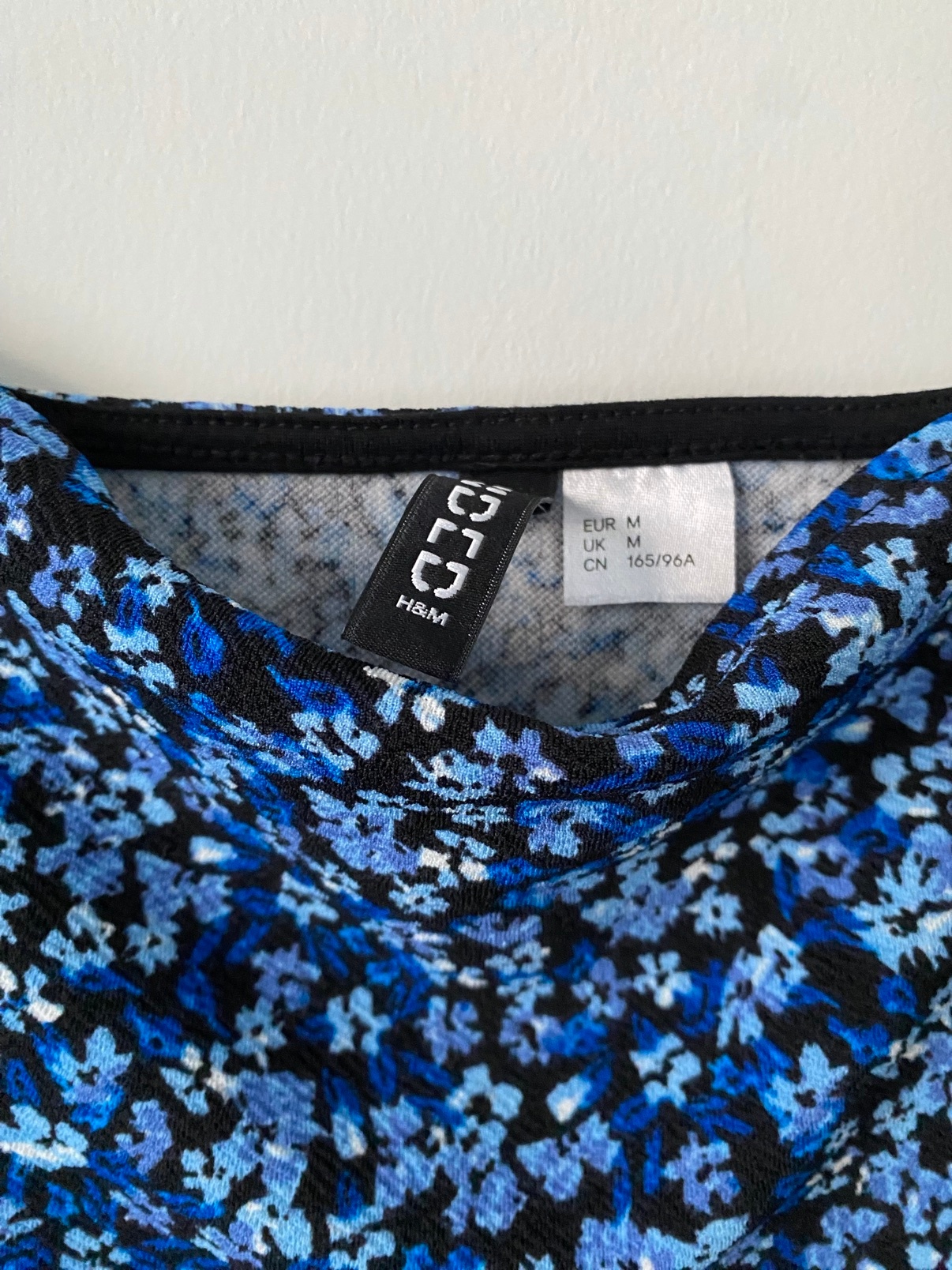 H&M Divided Blue Floral Bodycon Mini Dress, Size M - photo 2