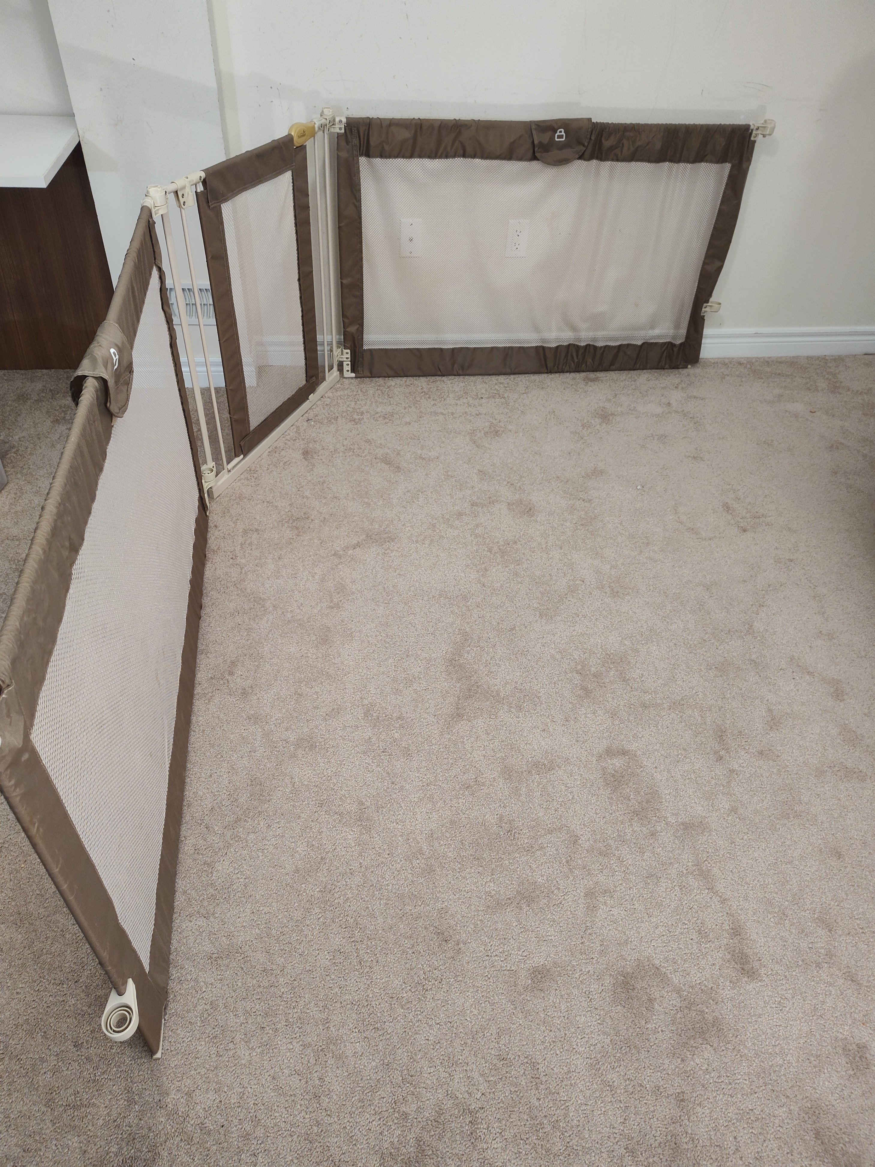 Summer Extra-Wide Configurable Baby Safety Gate & Play Yard - photo 3