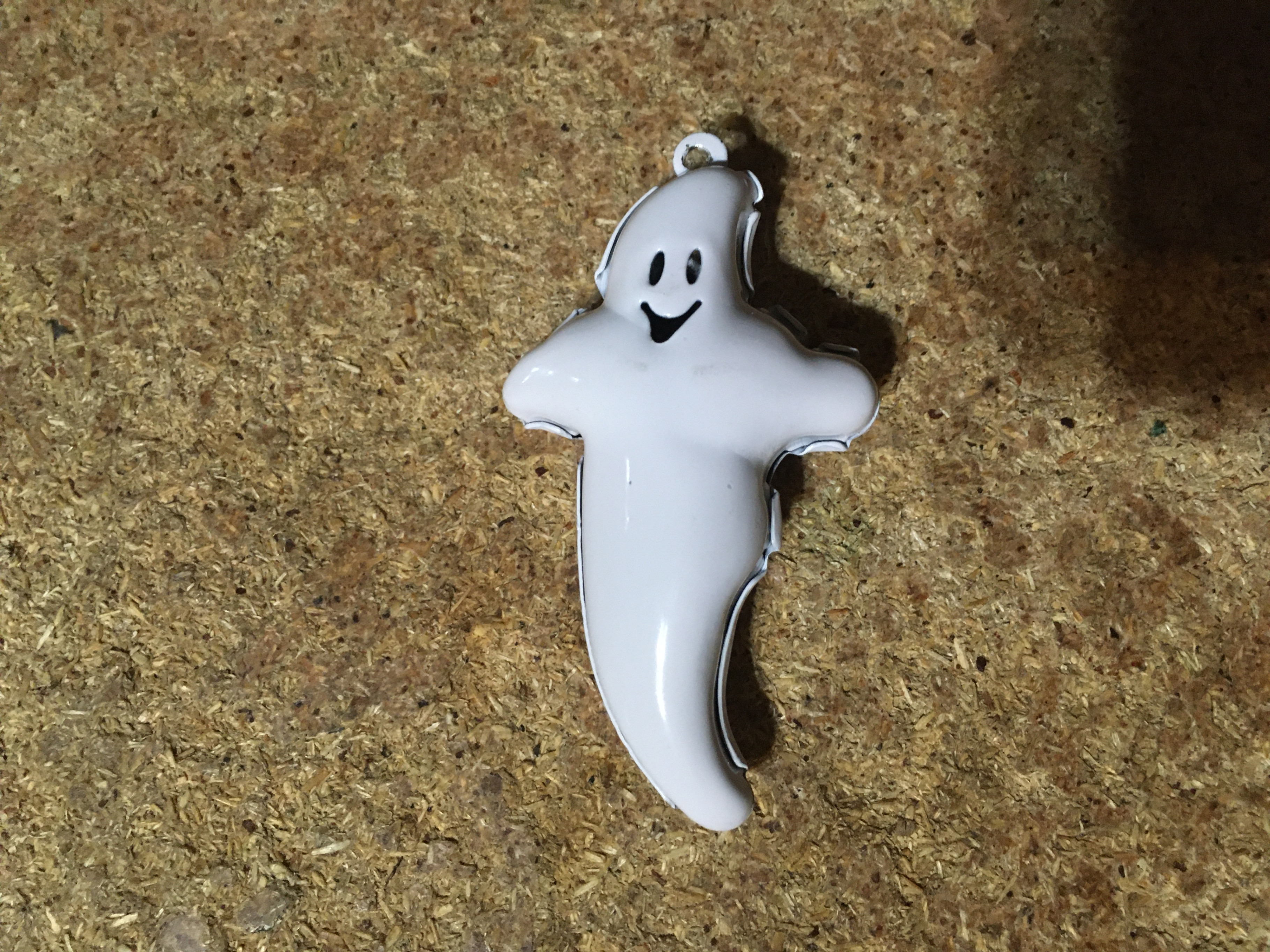 VINTAGE WHITE ENAMEL GHOST NECKLACE CHARM JINGLE HALLOWEEN 2.75"