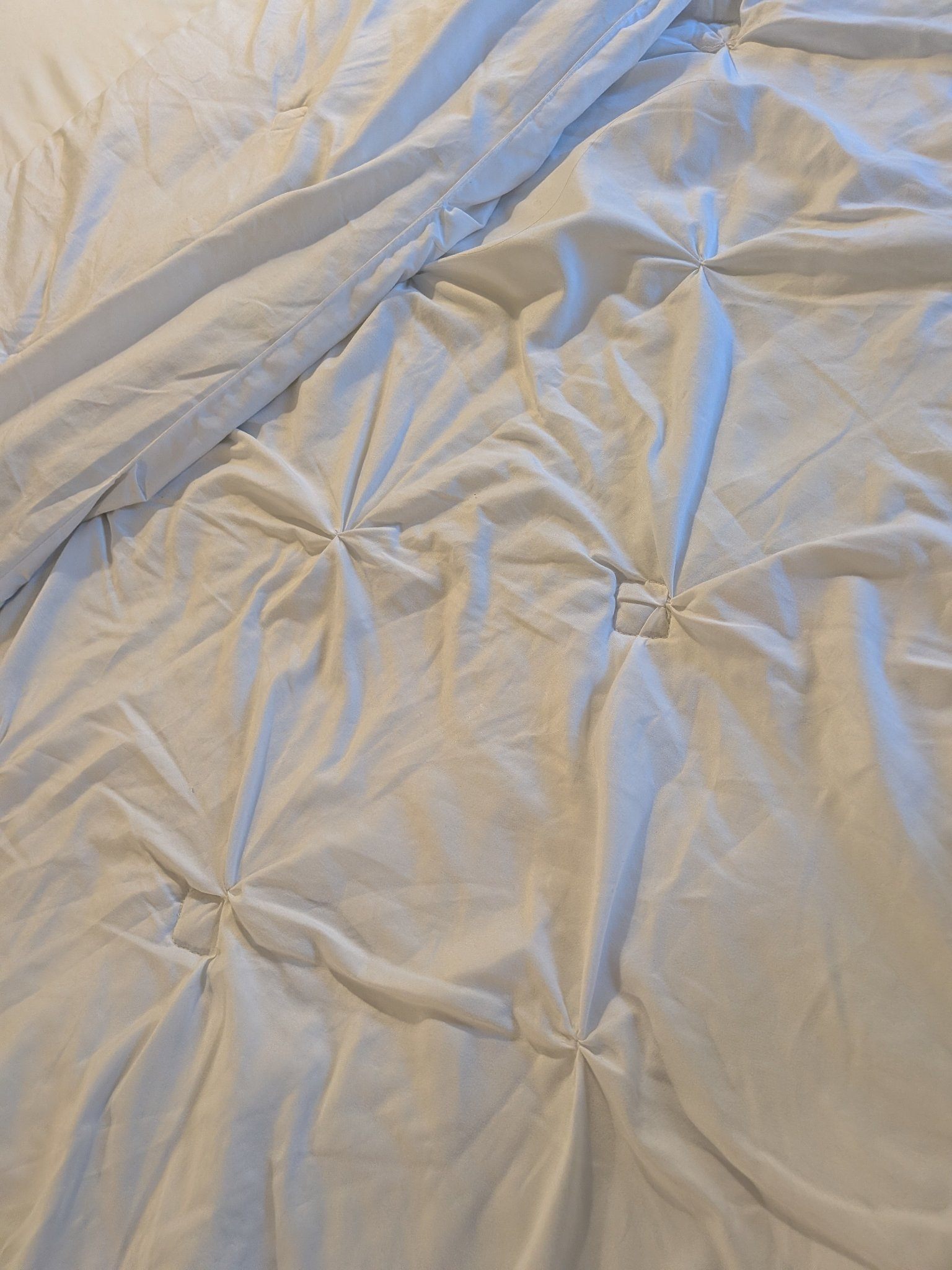 Set of 2 White Tufted Twin Comforters, Mainstays - photo 2