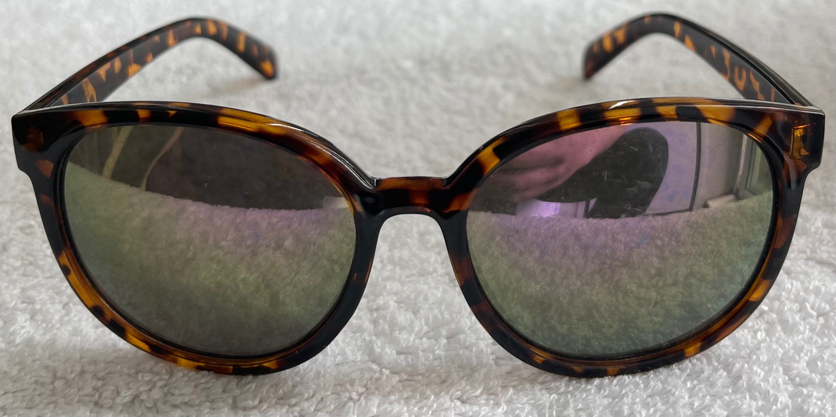 Oversized Dark Tortoiseshell Sunglasses Frame - Round