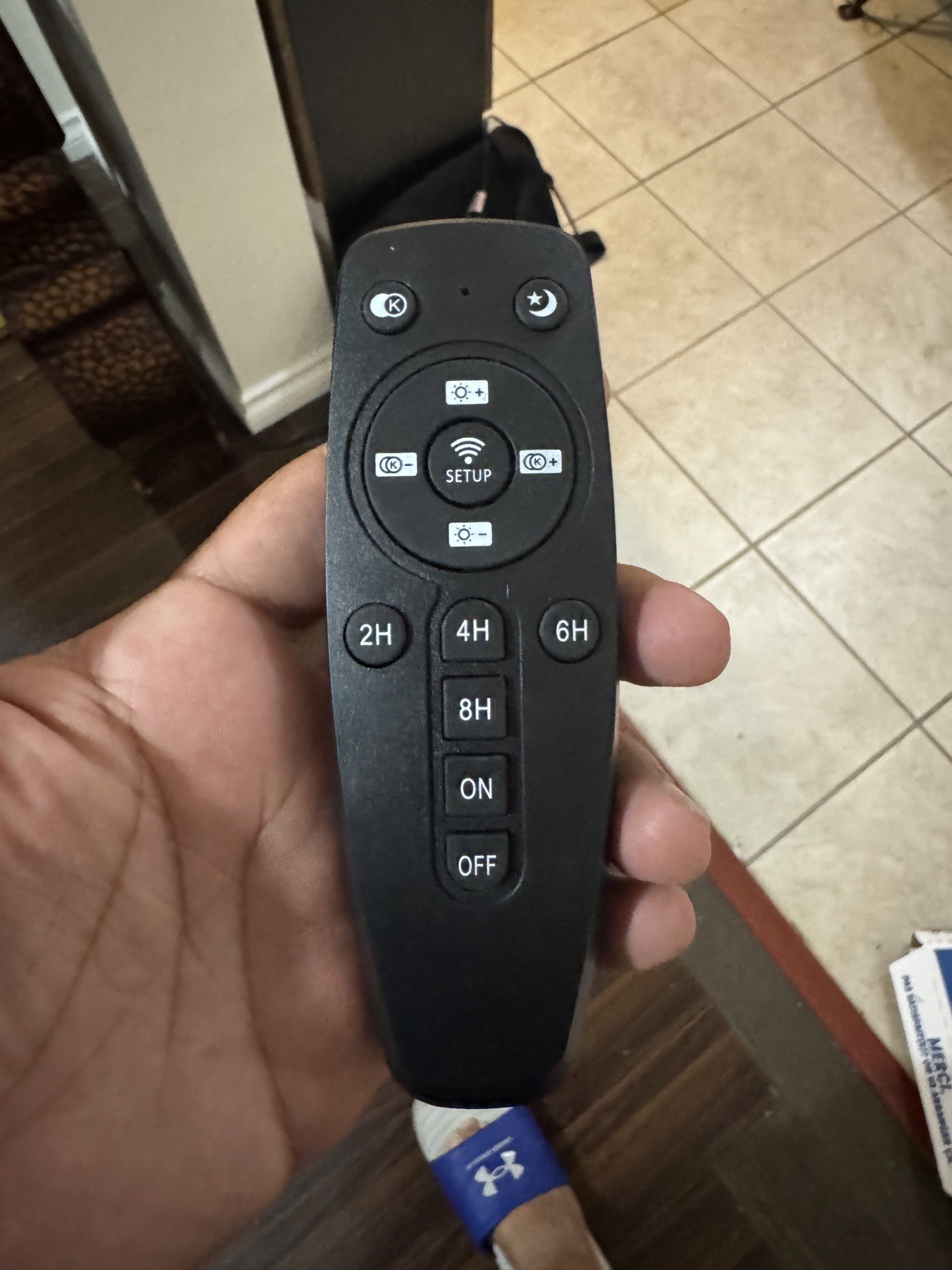 Indoor LED Spotlight with Tripod & Remote - Brand New - photo 5