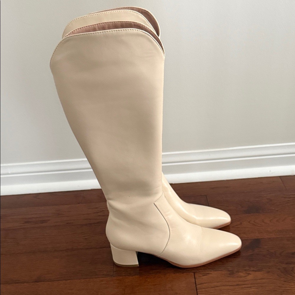 BN Women's Knee High Cream Leather Boots with Pointed Toe - photo 2