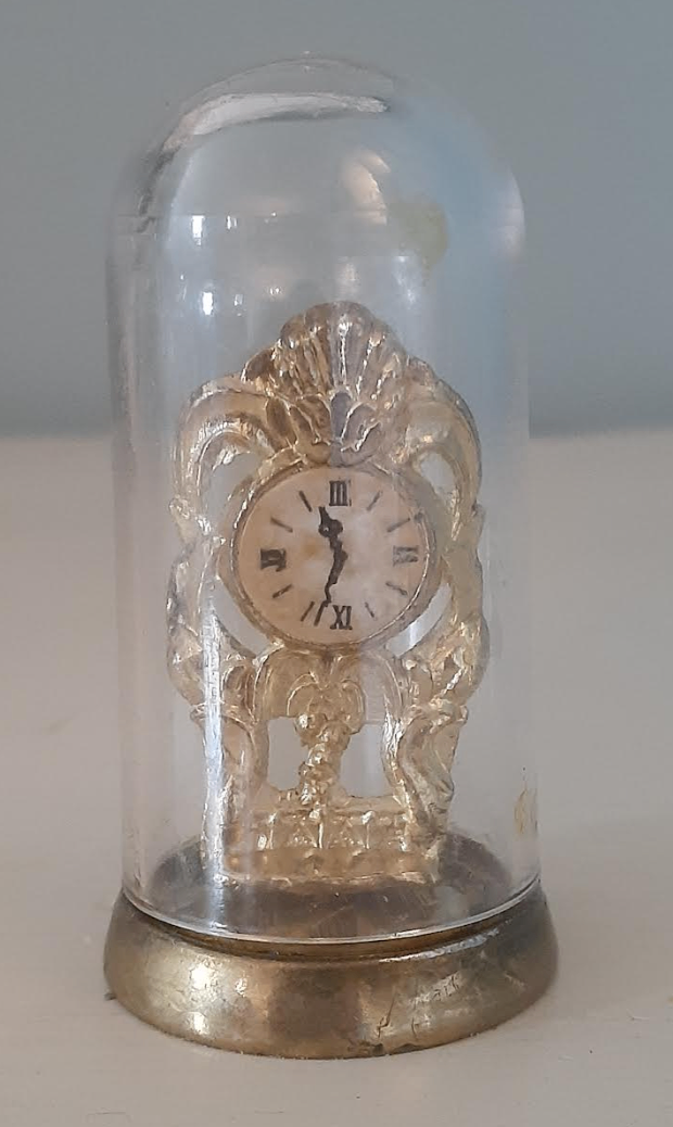 Vintage Dollhouse Miniature Gilt Metal Mantle Clock In Dome