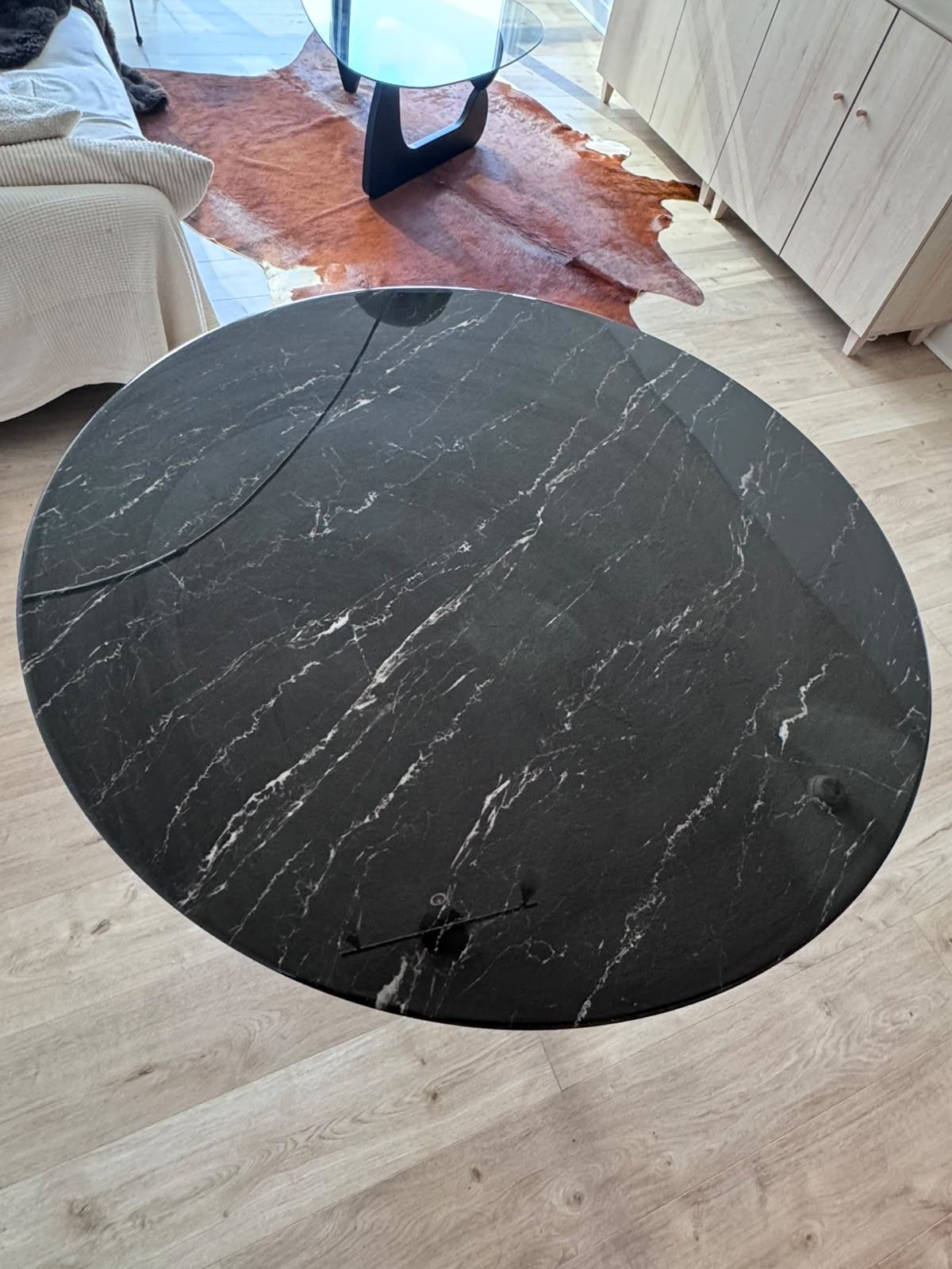Black Round Saarinen Tulip Table, Matte Black Pedestal - photo 3