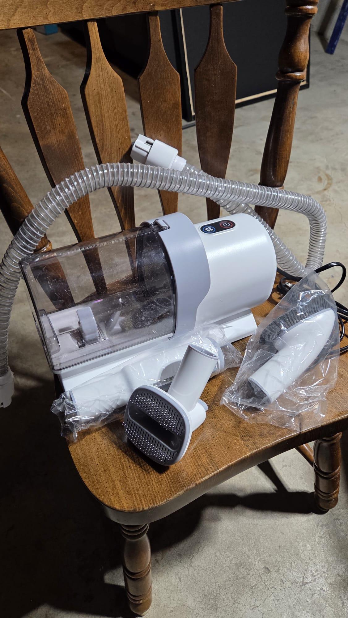 Pet Grooming Vacuum and Clipper Set