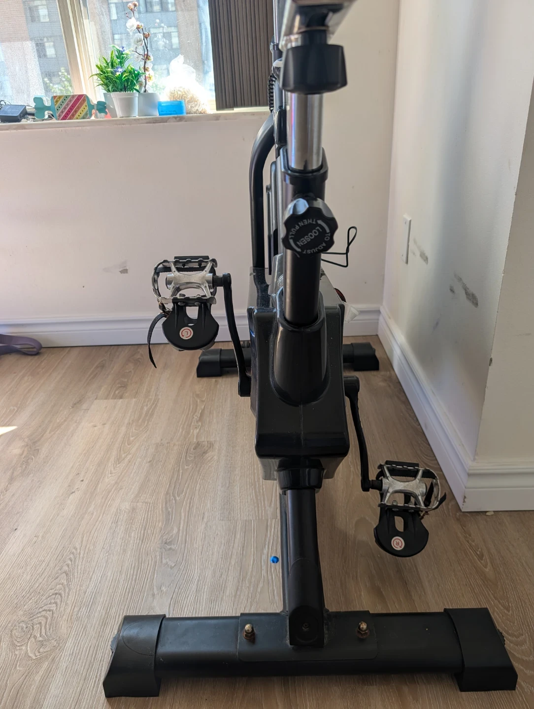 ALTRAX Exercise Bike - 30 lb Flywheel - Black/Red - photo 4