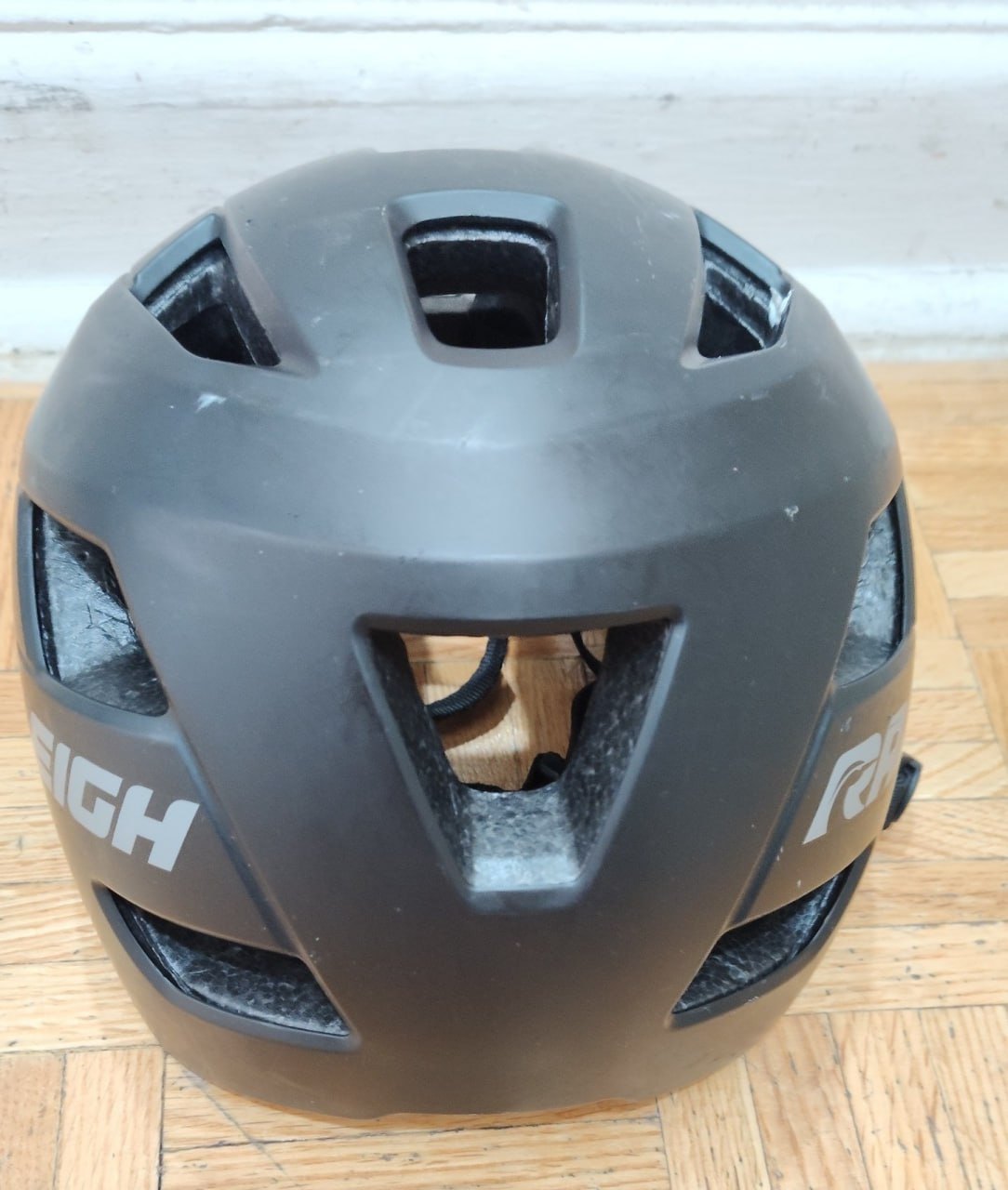 Raleigh Swerve Adult Bicycle Helmet – Matte Black, Size 58-61 cm