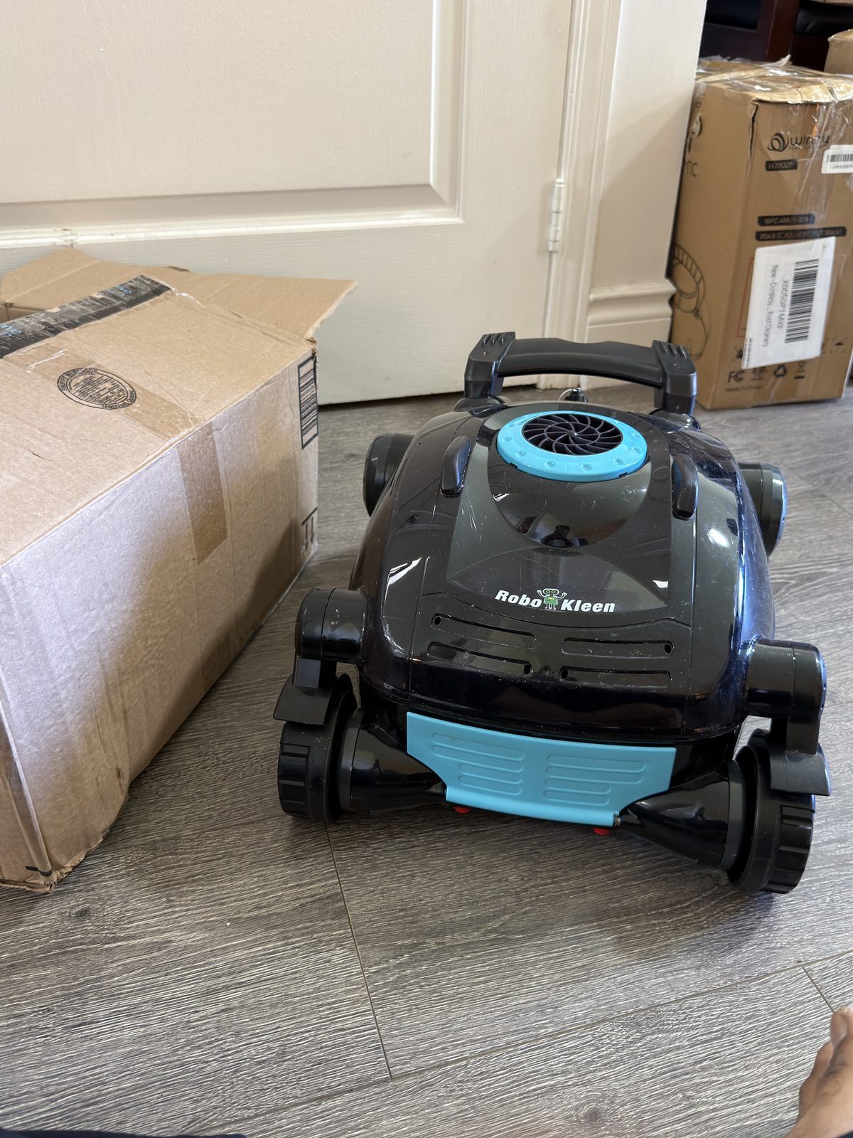 Robo Kleen RKX1 pool cleaner - photo 3