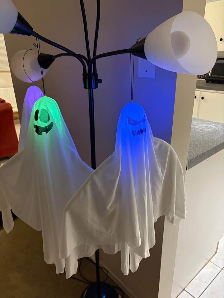 NEW Halloween ghost set with LED